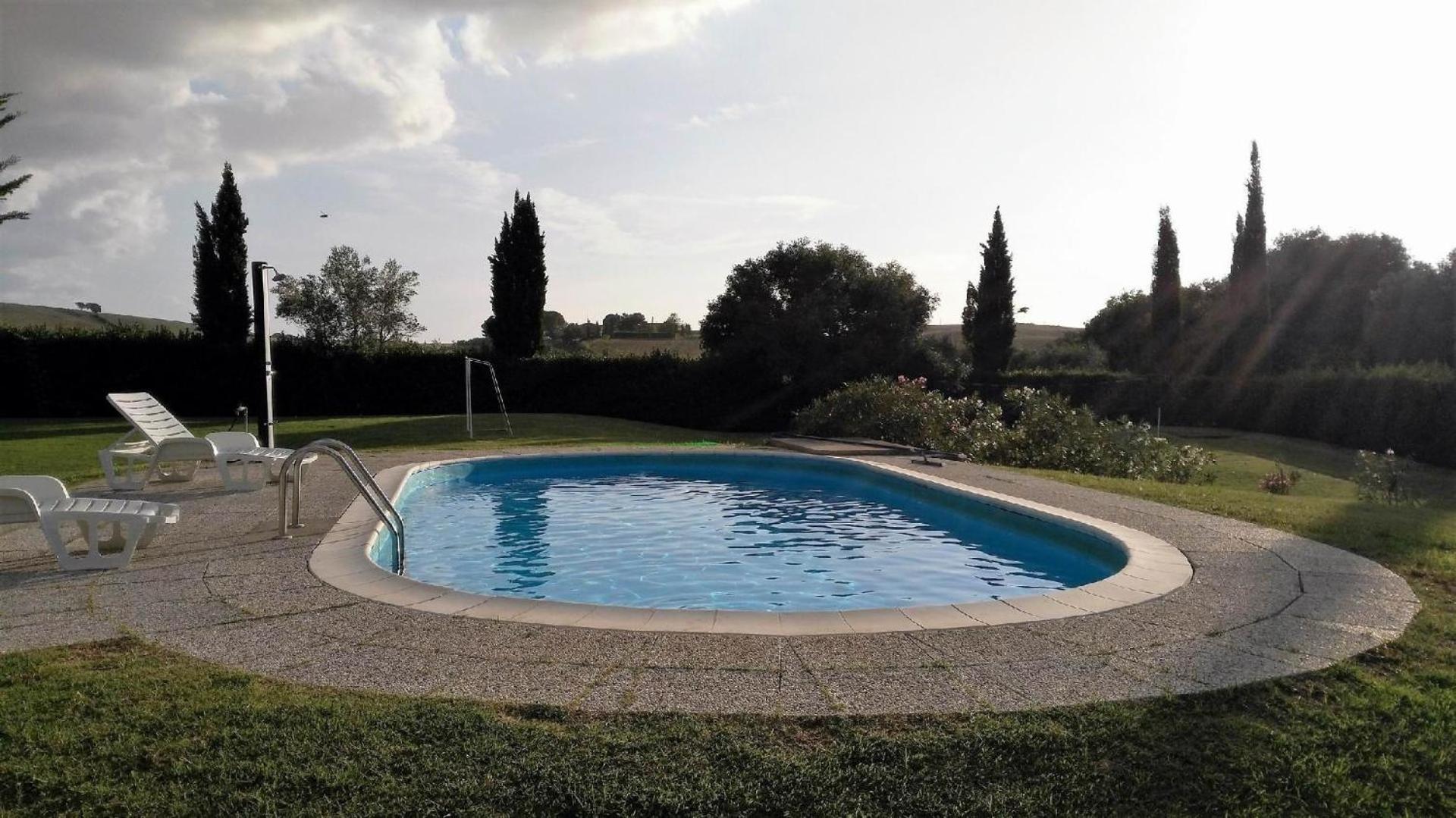 Große Wohnung in Castellina Marittima mit Privatem Garten - a88443