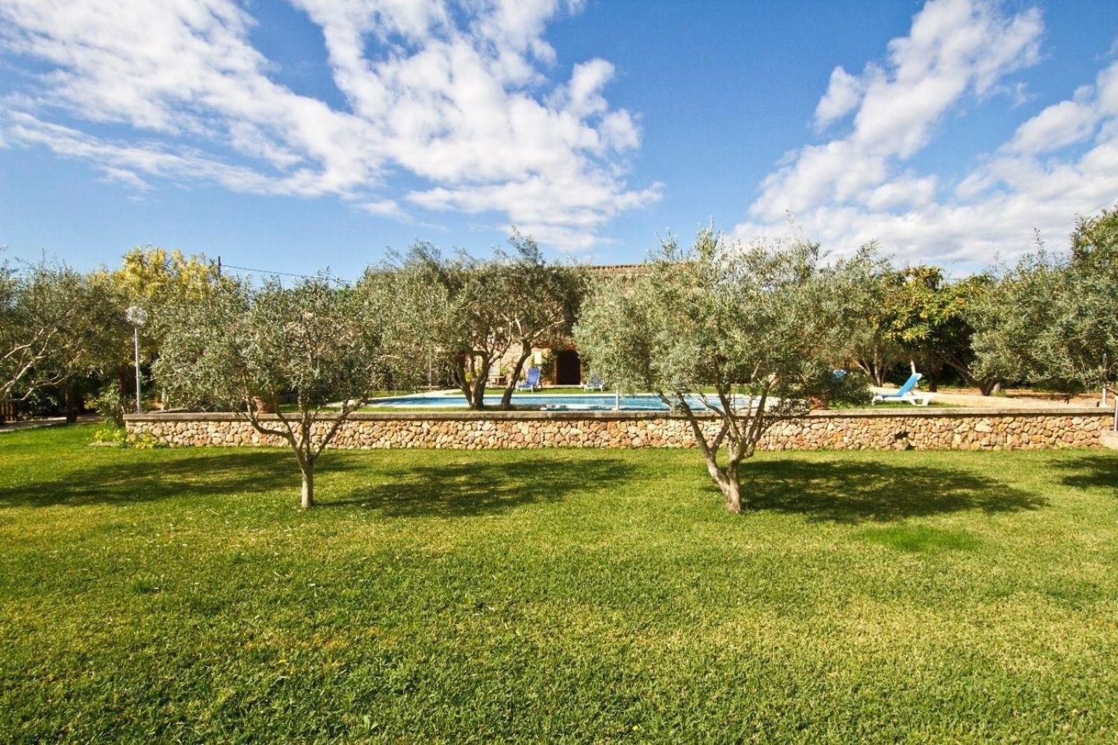 Rustikale, klimatisierte Finca mit Pool