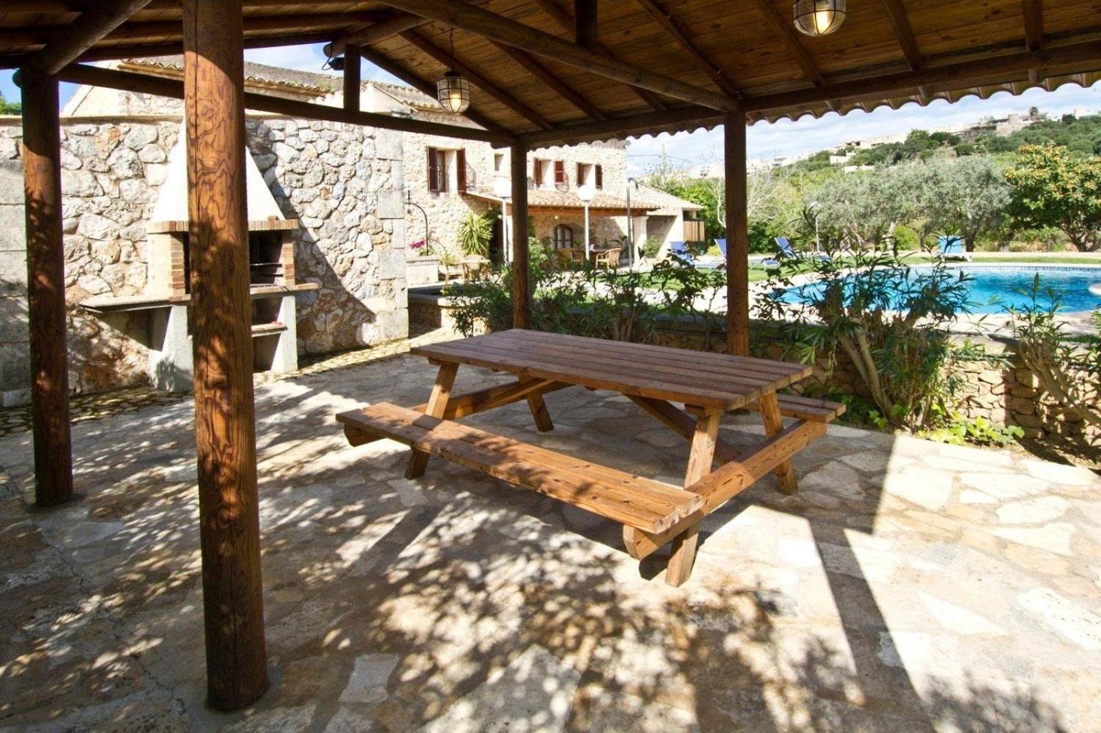 Rustikale, klimatisierte Finca mit Pool