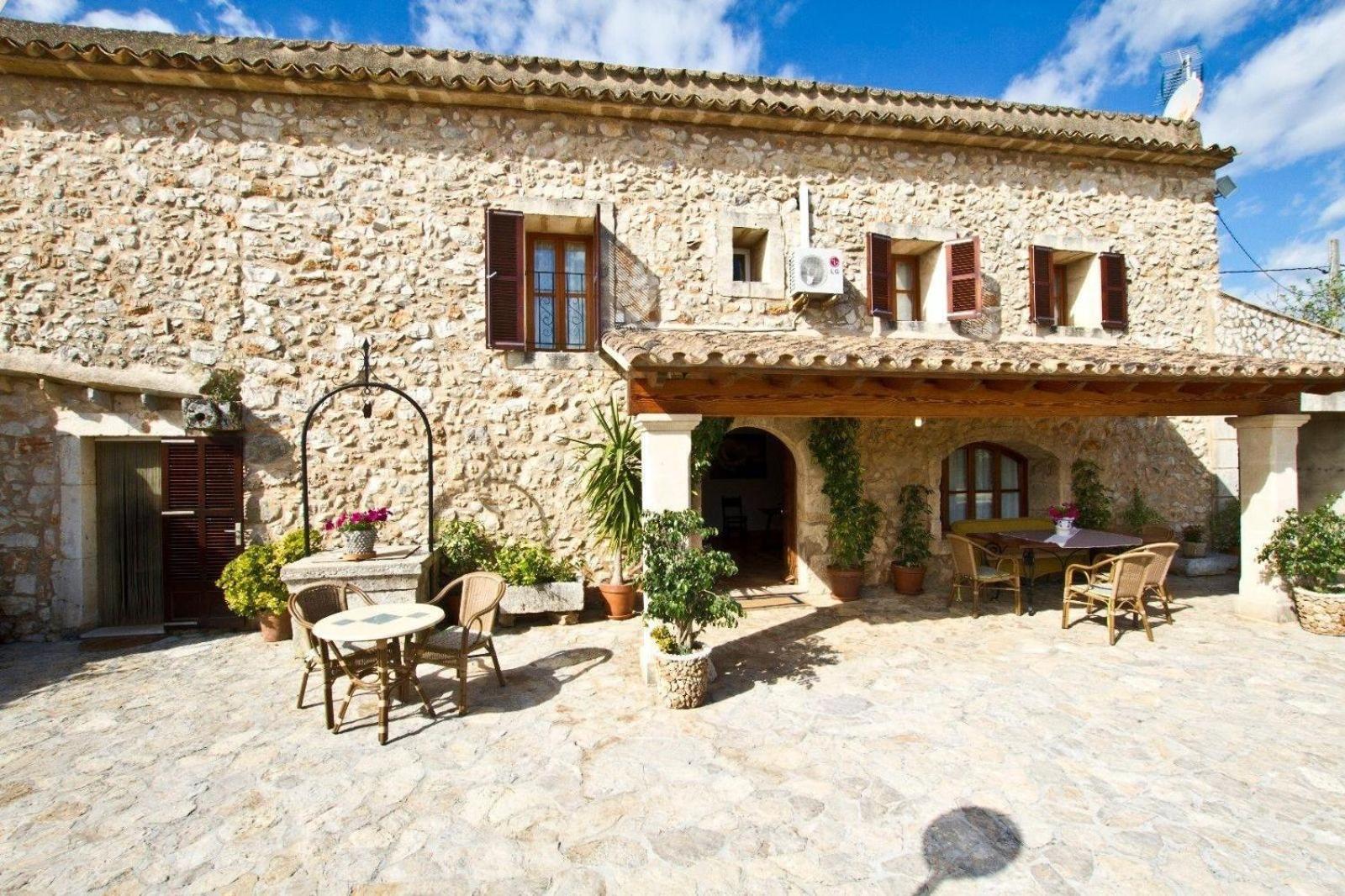 Rustikale, klimatisierte Finca mit Pool
