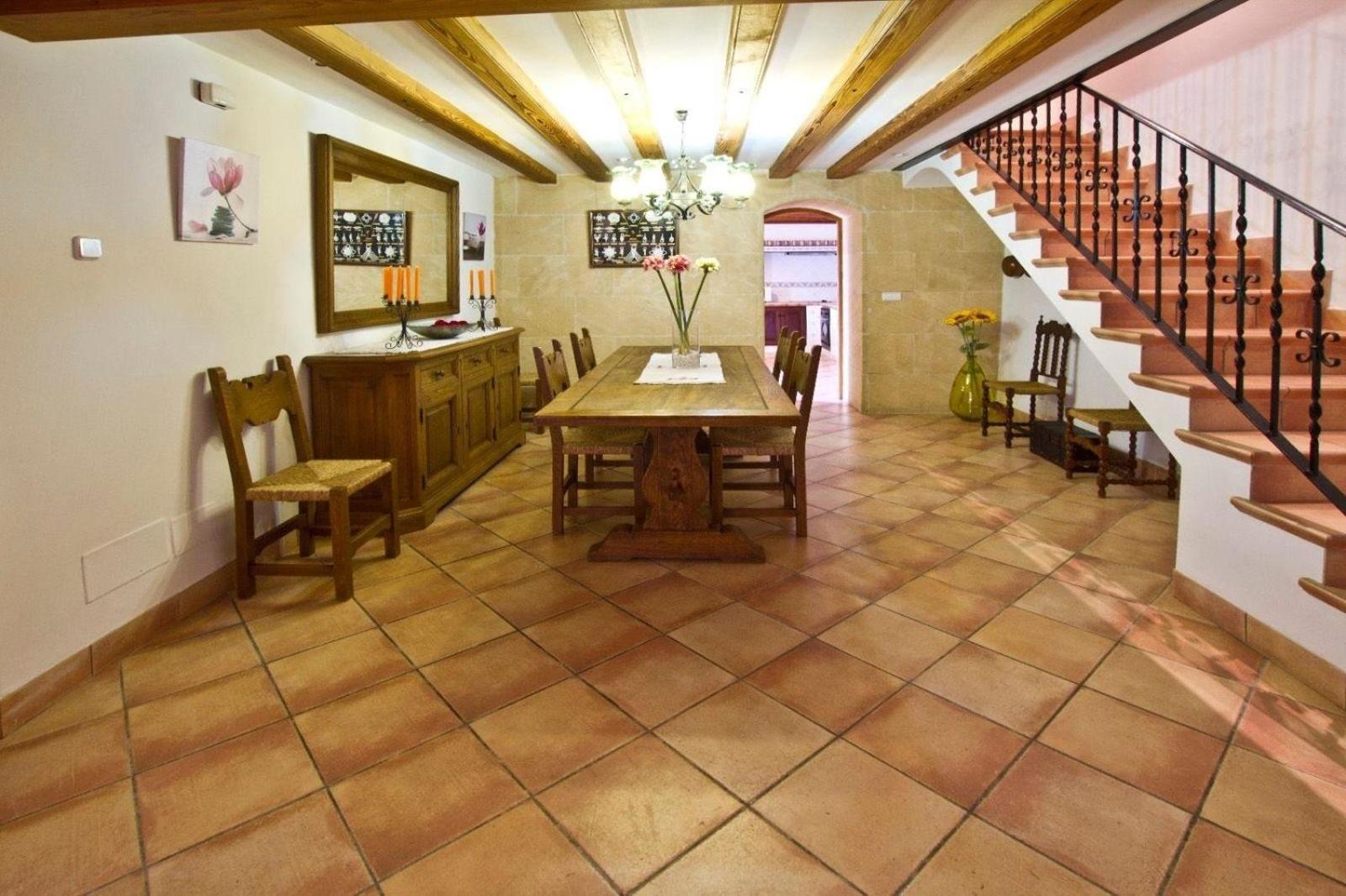 Rustikale, klimatisierte Finca mit Pool
