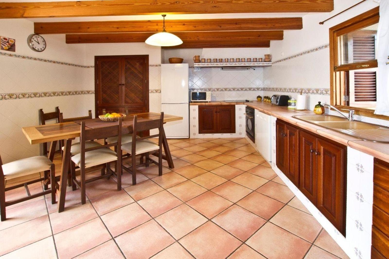 Rustikale, klimatisierte Finca mit Pool