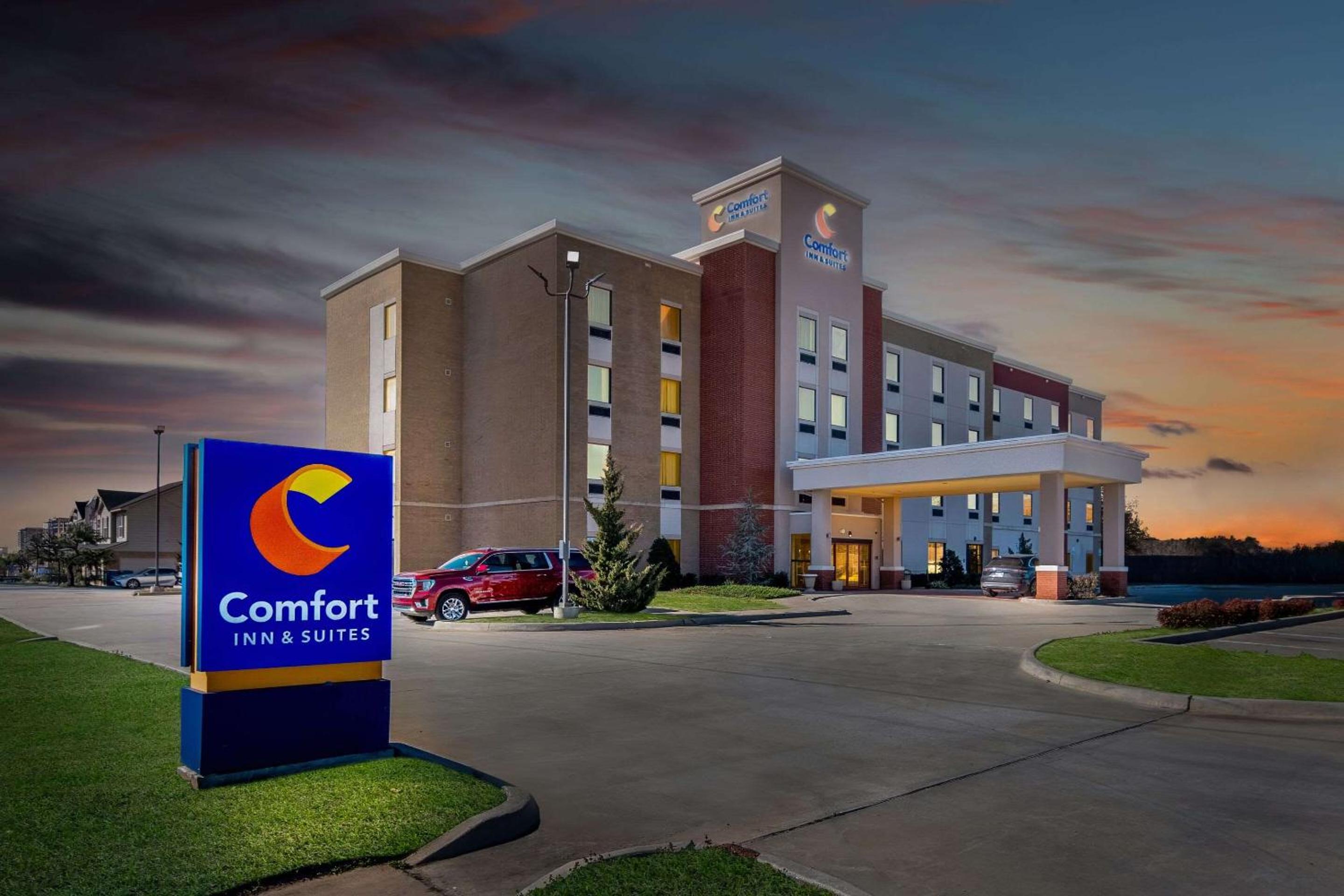 Comfort Inn & Suites Newcastle - Oklahoma City