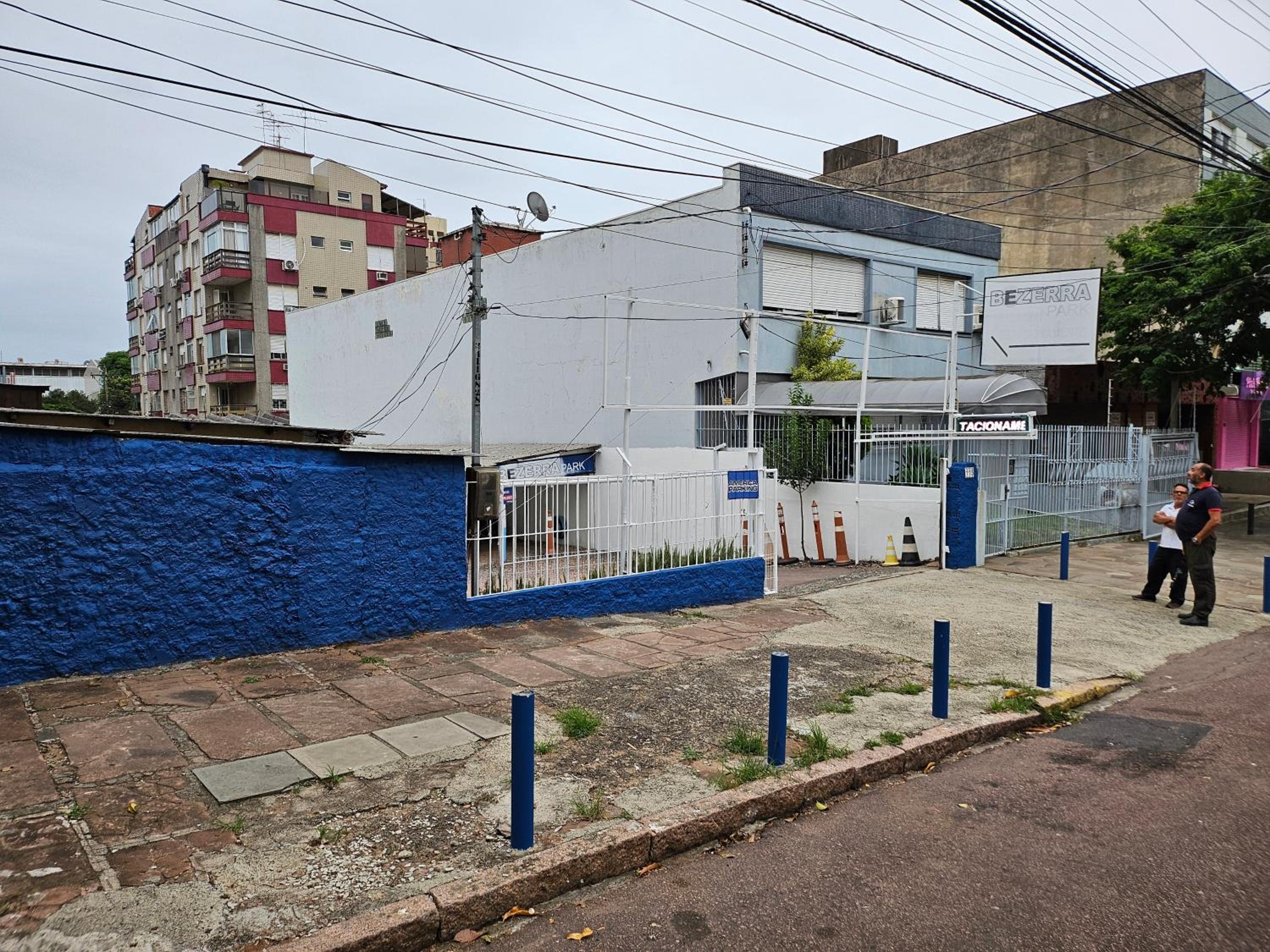 Consulado Americano apartamento 50 metros da entrada para Visto Consulado EUA Porto Alegre com garagem