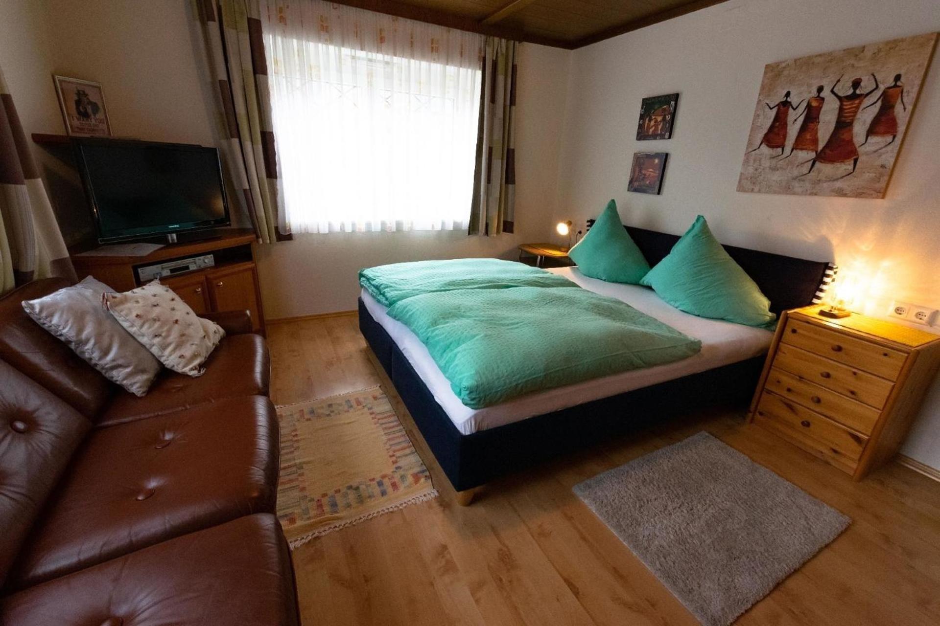 Geräumige Ferienwohnung mit zwei Schlafzimmern, ideal für eine Familie