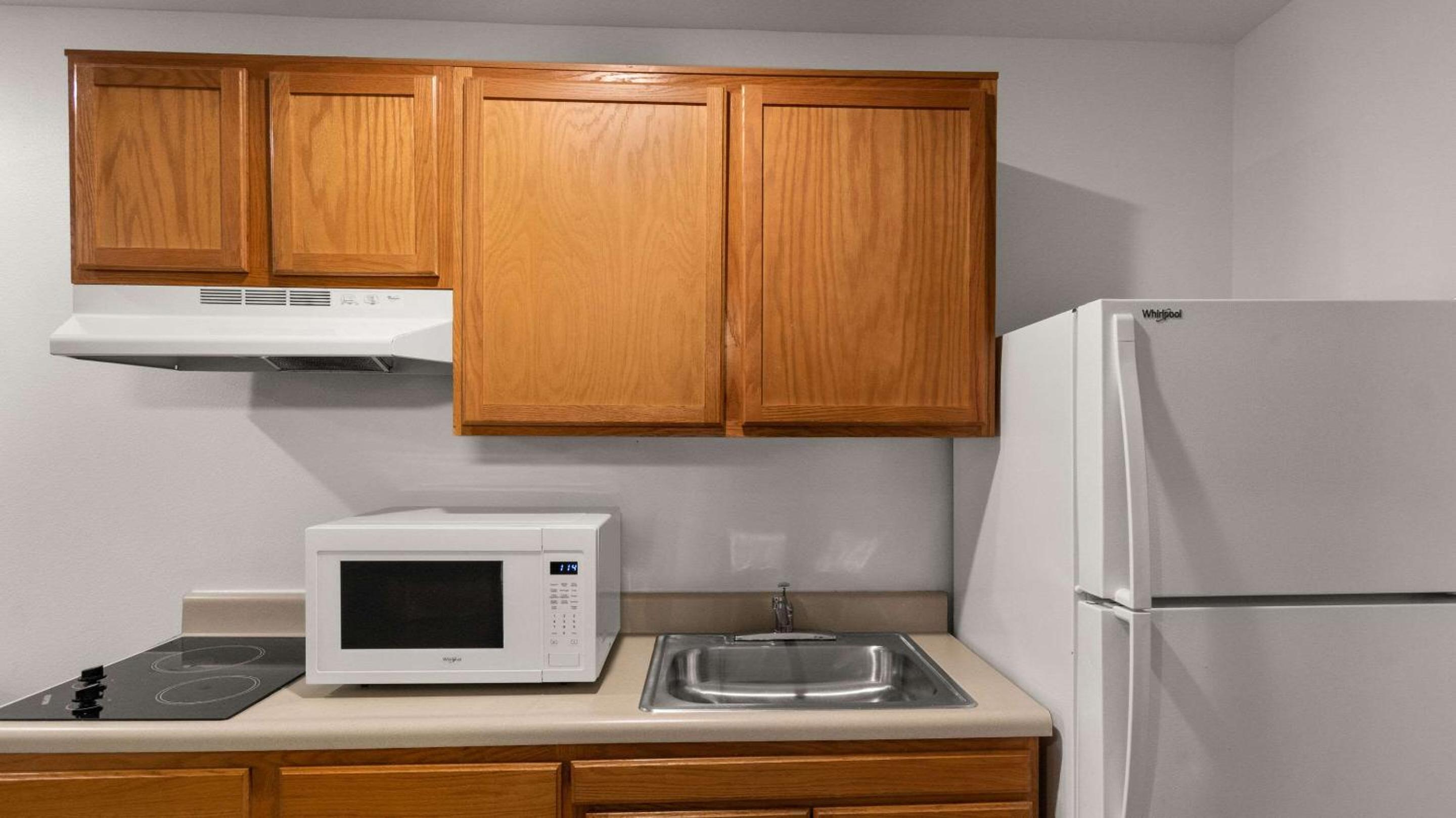 WoodSpring Suites Evansville
