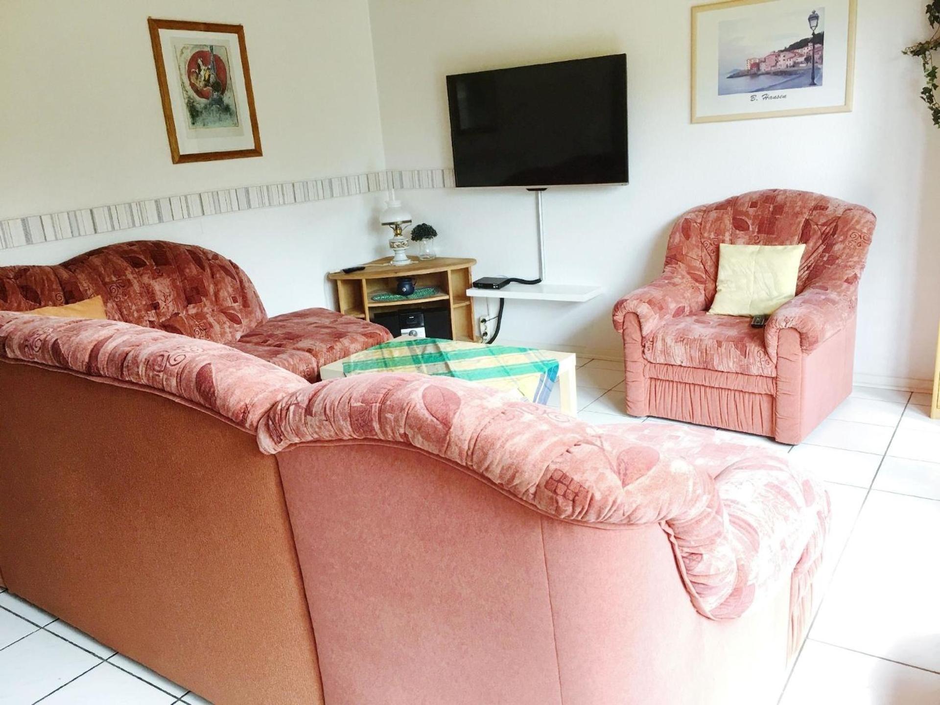 Gemütlicher Ferienbungalow mit Garten