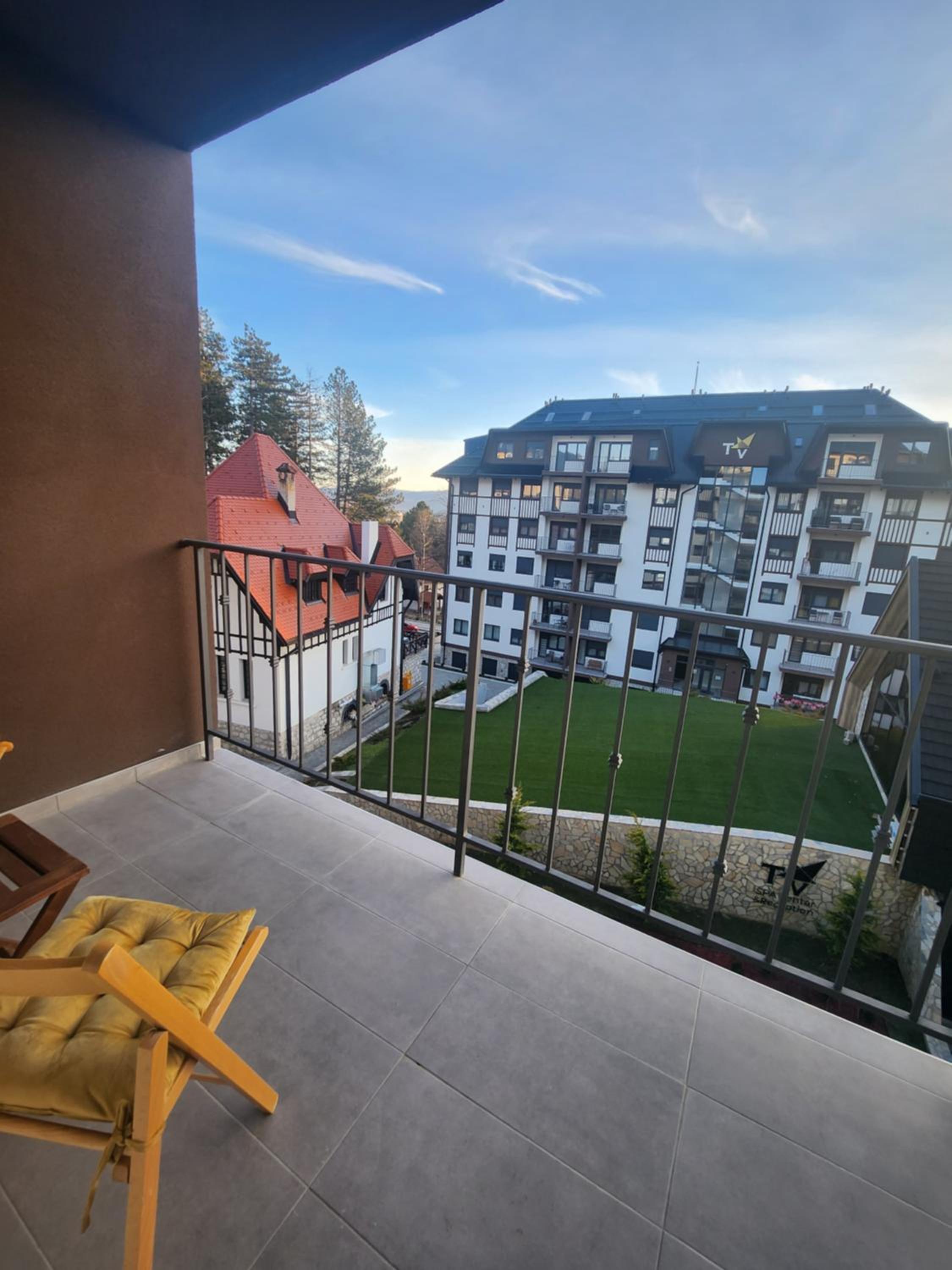 Lela Zlatibor Titova Vila view 3