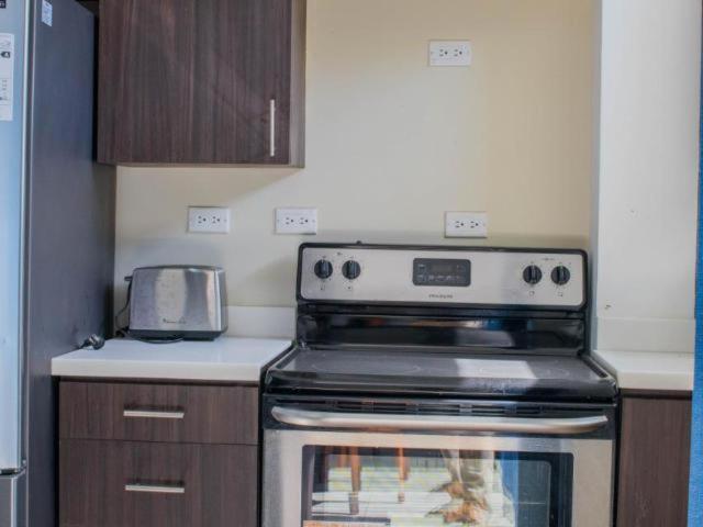 New Kingston - One Bed Room Brompton view 4