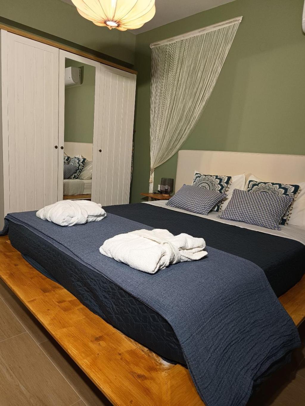 Pasithea Luxury house