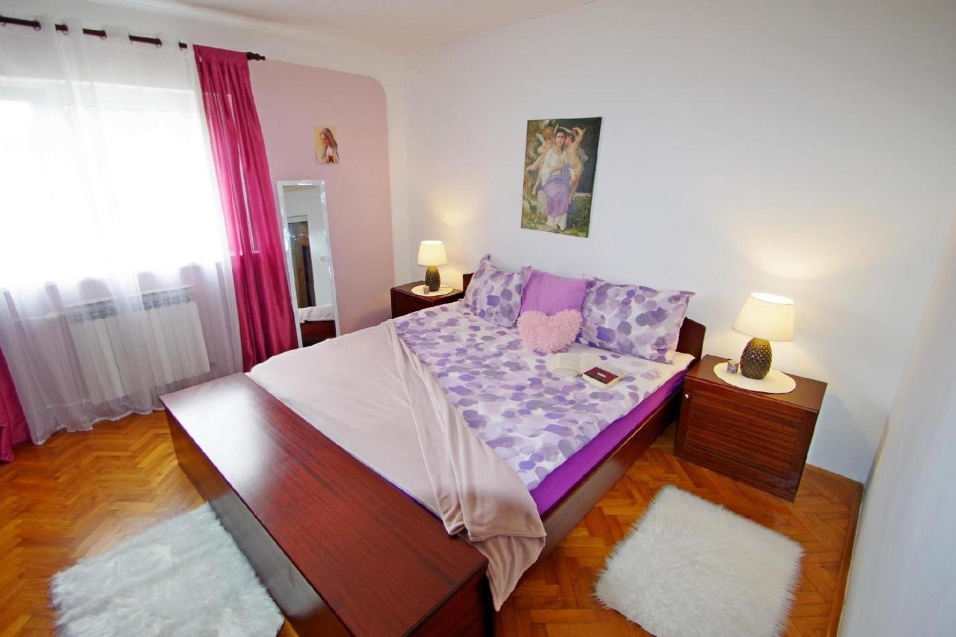 Geräumige Ferienwohnung in Pula mit Gemeinsamem Garten view 3