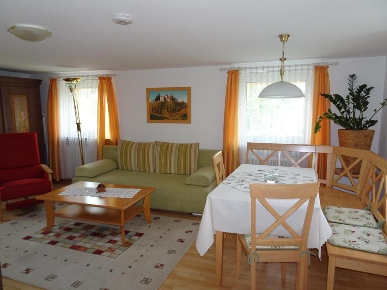 Nette Wohnung In Garitz Mit Garten Und Terrasse