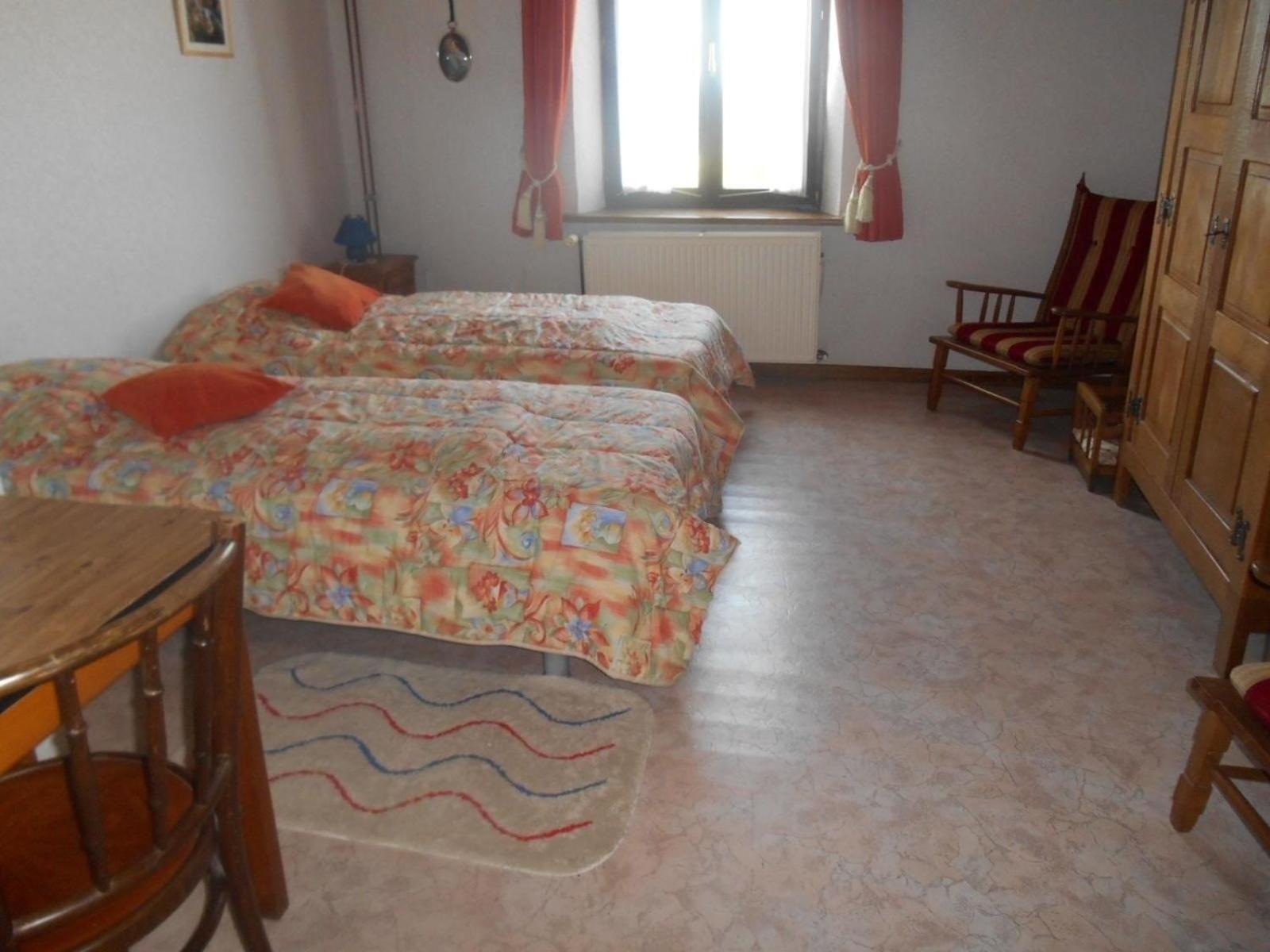 Ferienhaus für 8 Personen ca 280 qm in Mesnil-Saint-Blaise, Wallonie Maastal