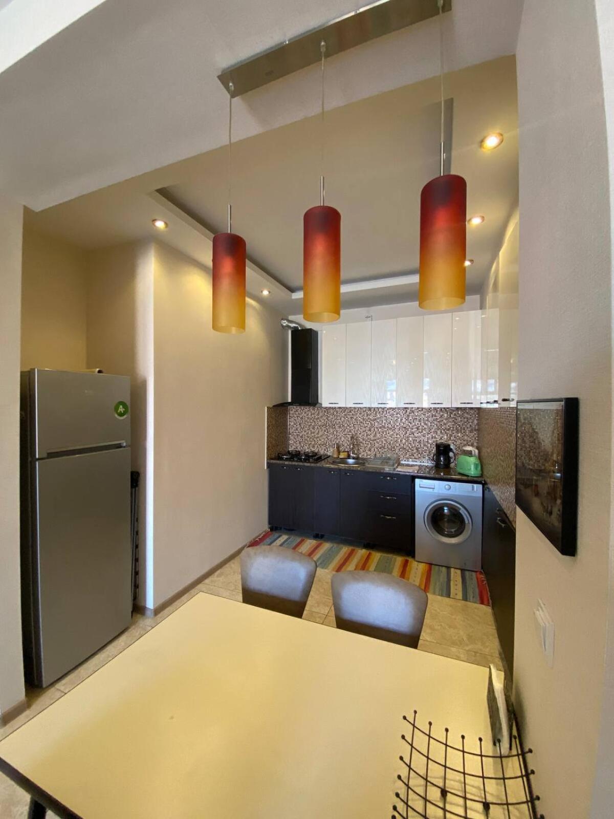Cozy Apartment in Avlabari view 4