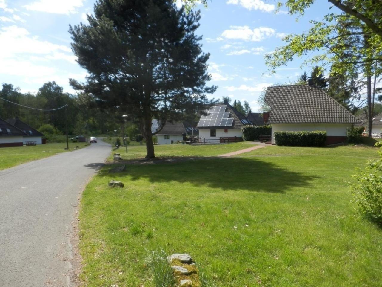 Ferienhaus mit Grill, Terrasse und Garten - b48620