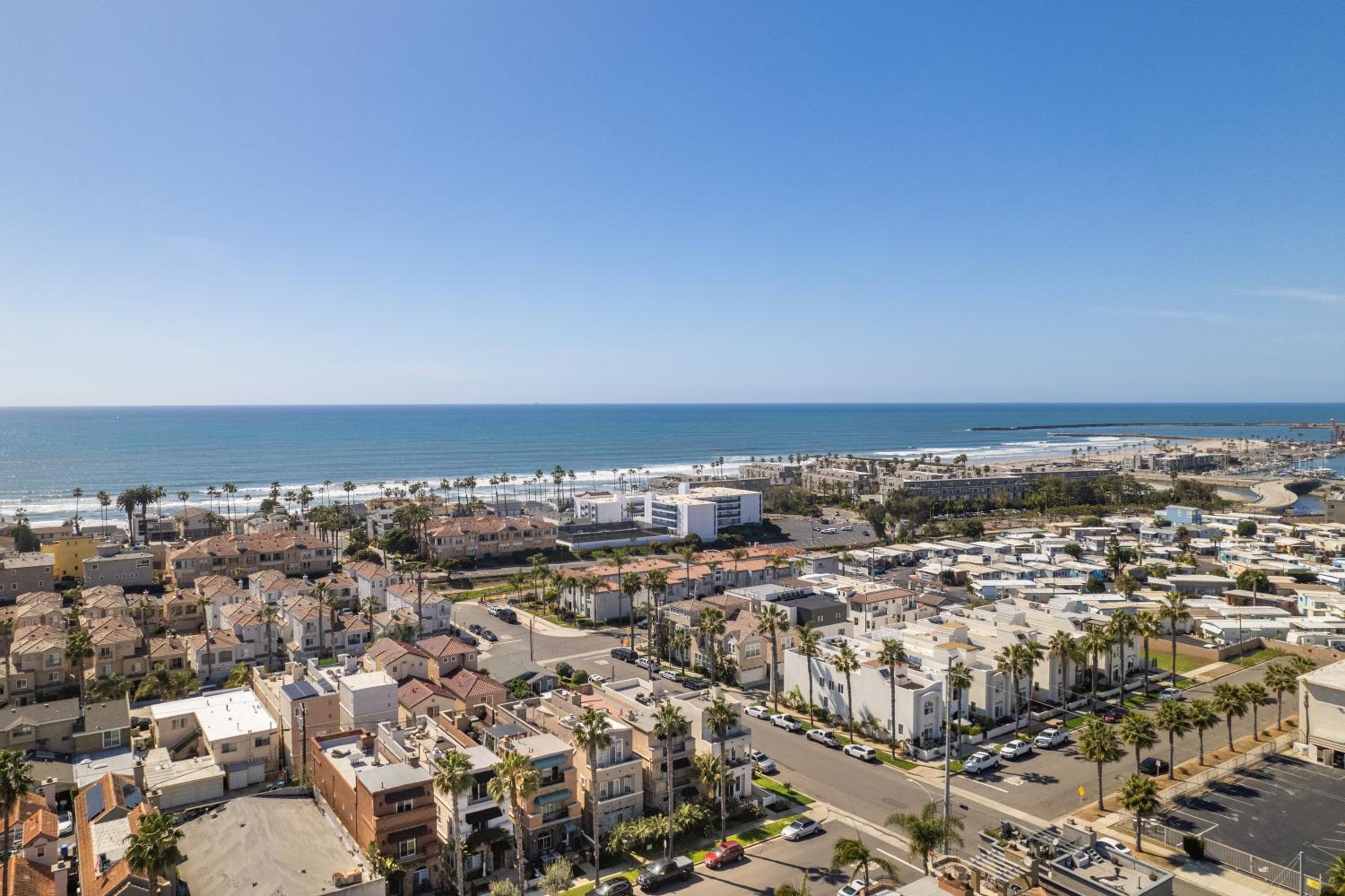 Oceanside Private Beautiful Beachside Guest Suite