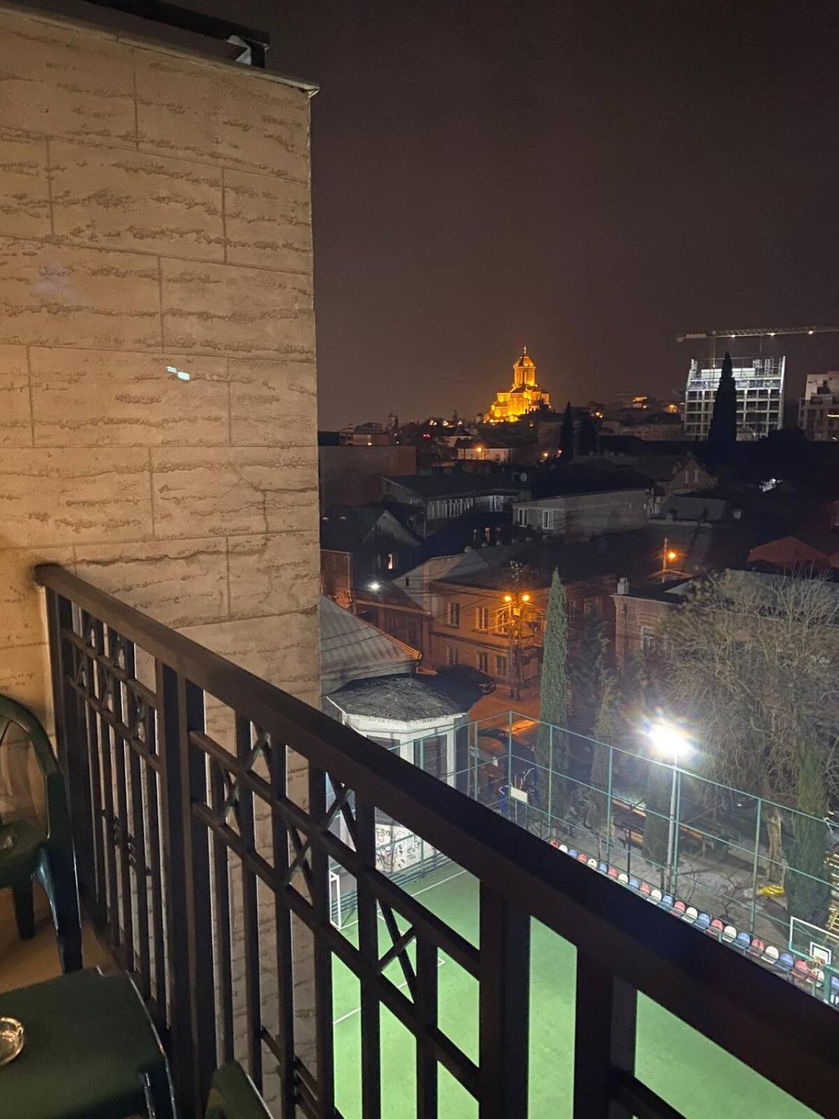 Cozy Apartment in Avlabari view 5