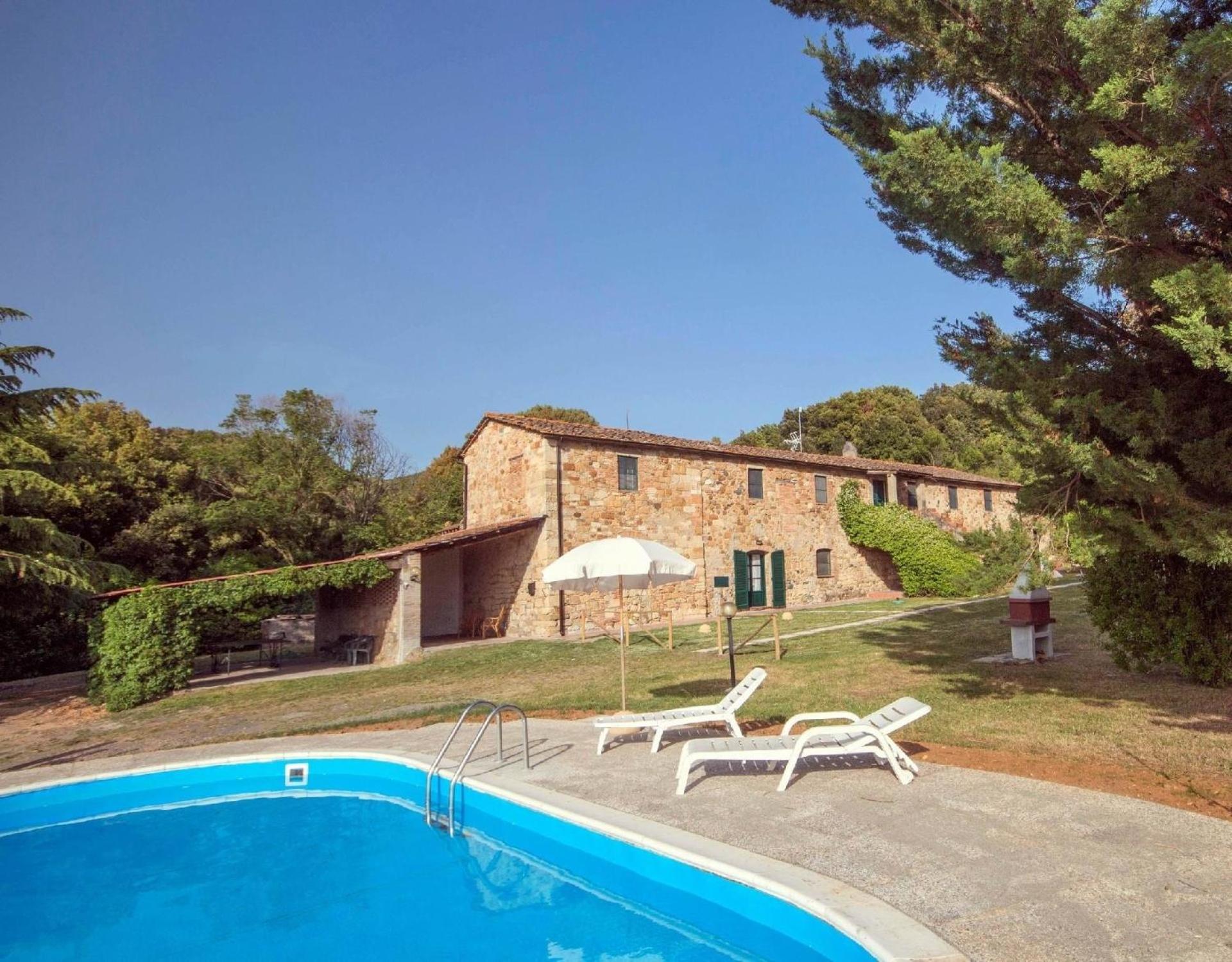 Große Wohnung in Castellina Marittima mit Privatem Garten view 2