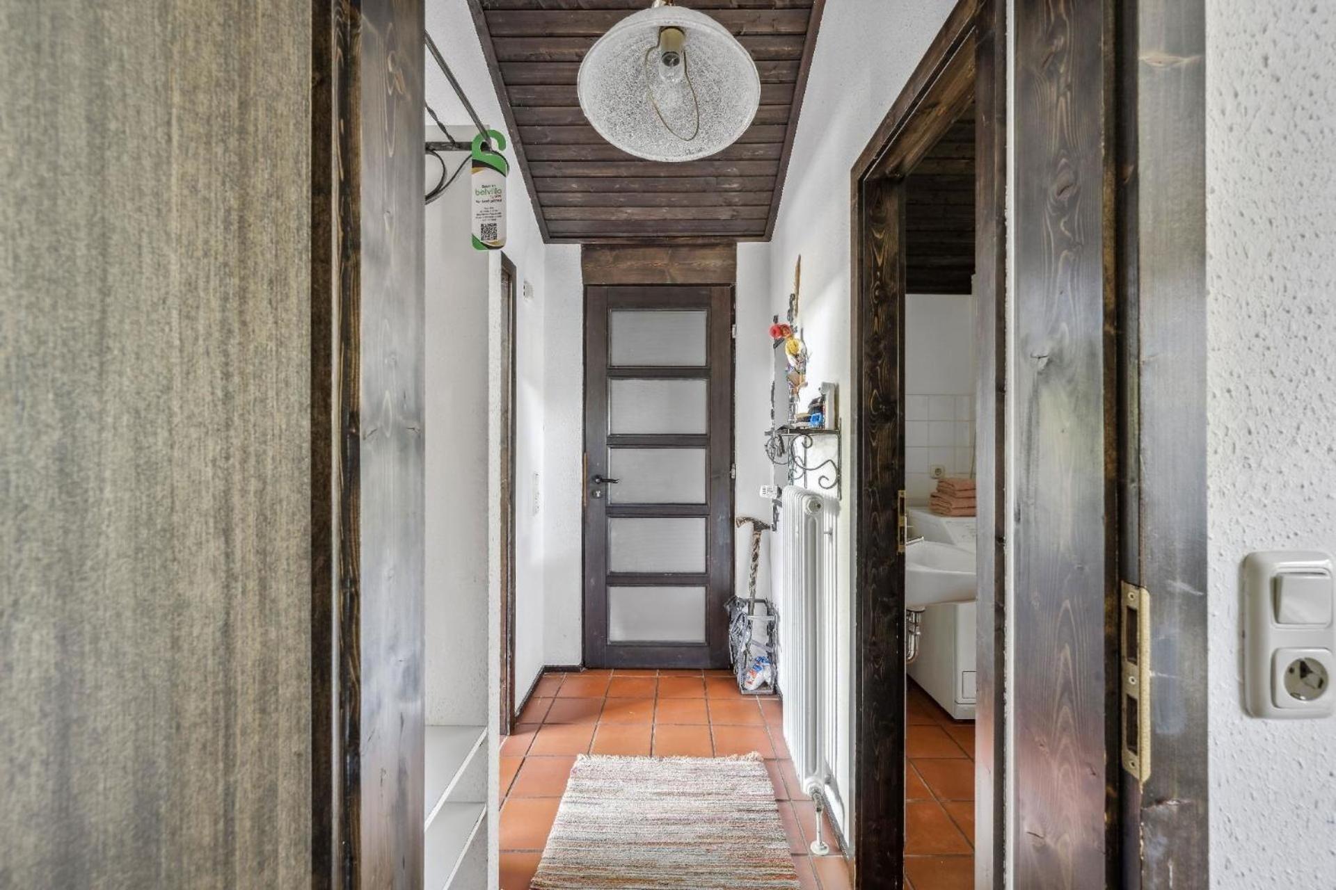 George Countryhouse