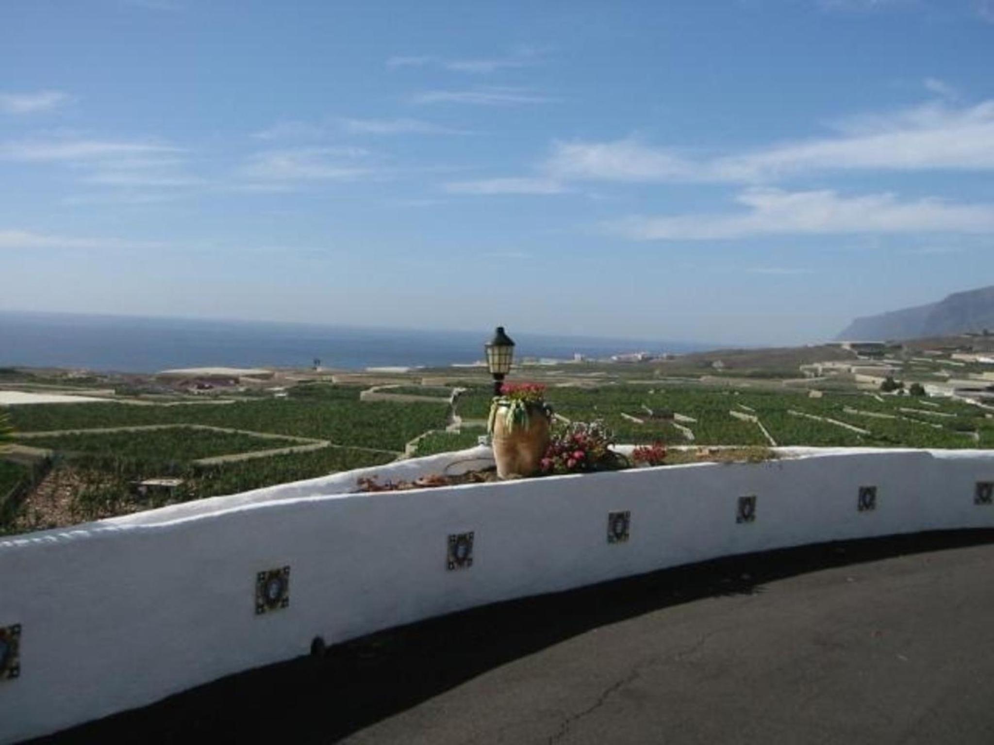 Alcala Parlour Uvi