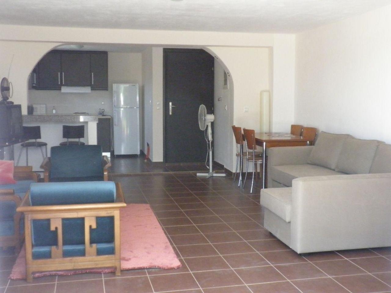 Studio-Appartement in Magoula mit Grill und Garten view 4