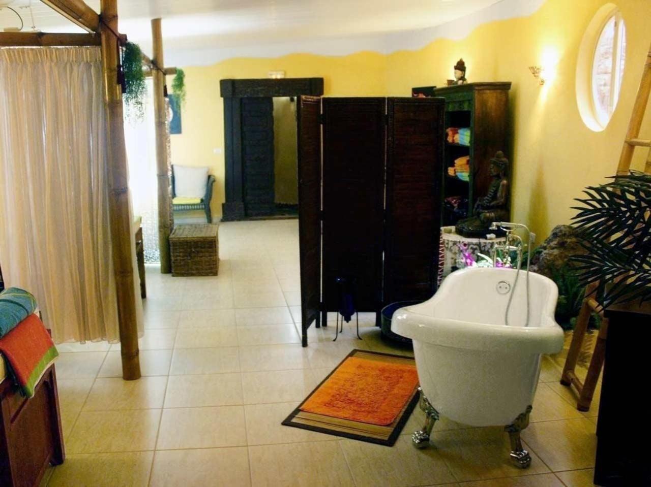 Hochwertig Ausgestattete Ferienwohnung Mariposa