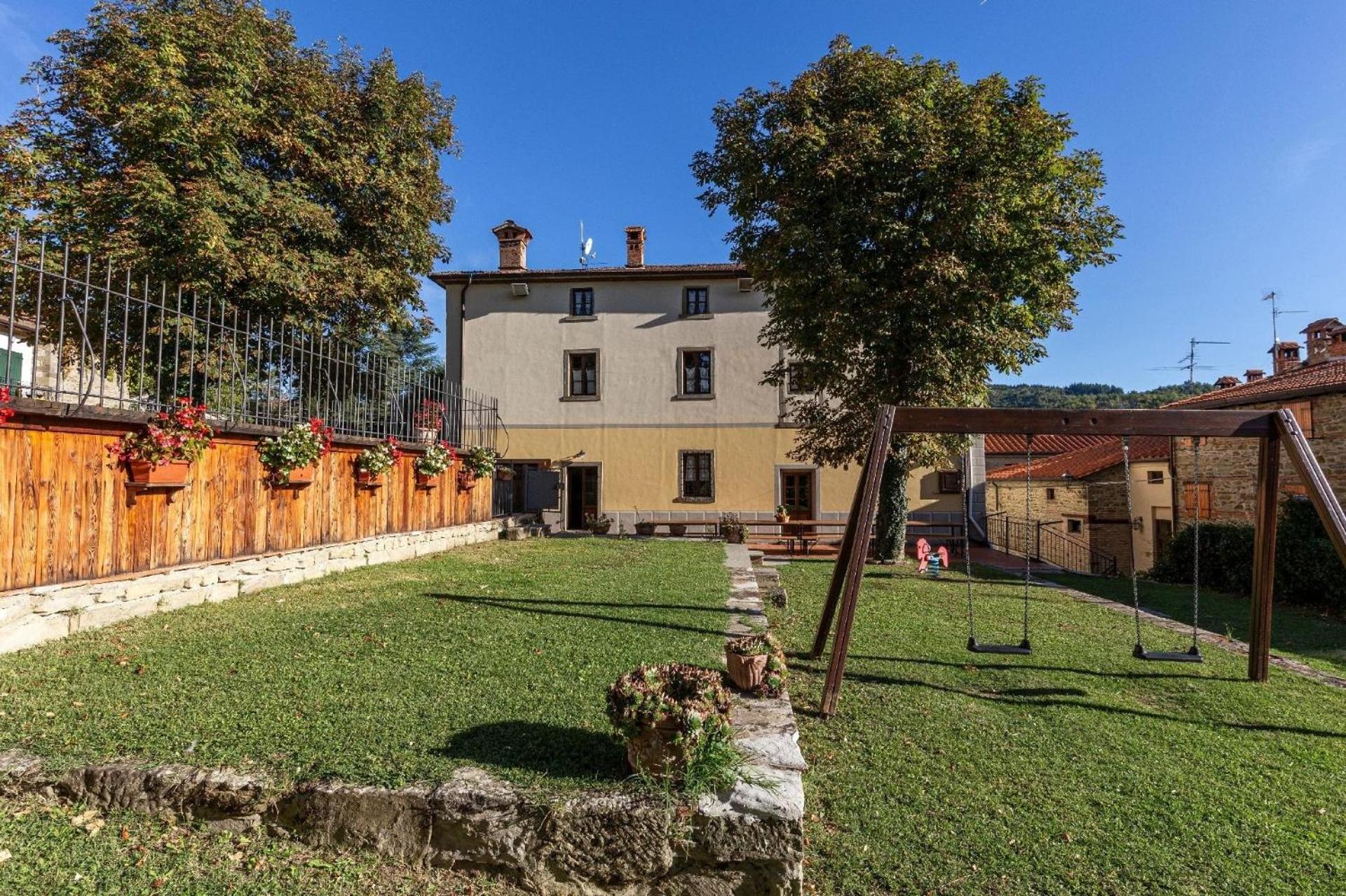 Landvilla mit Pool und Garten die perfekte Kulisse für Feierlichkeiten oder Versammlungen photo 1