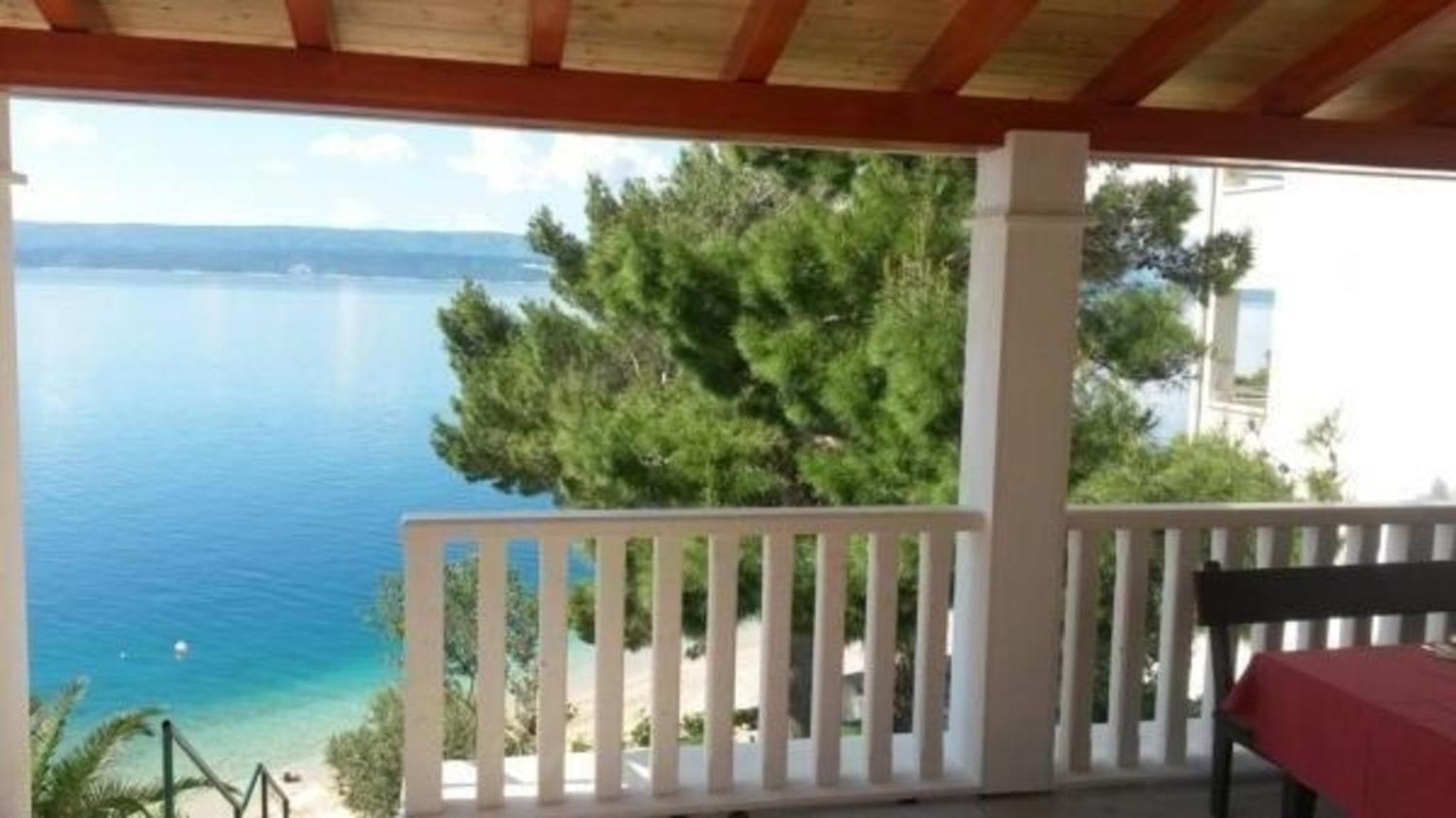 Gemütliches Ferienhaus in Medići mit Terrasse view 2