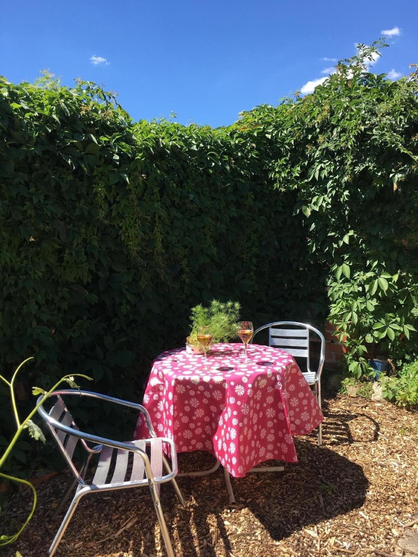 Gästezimmer mit Terrasse