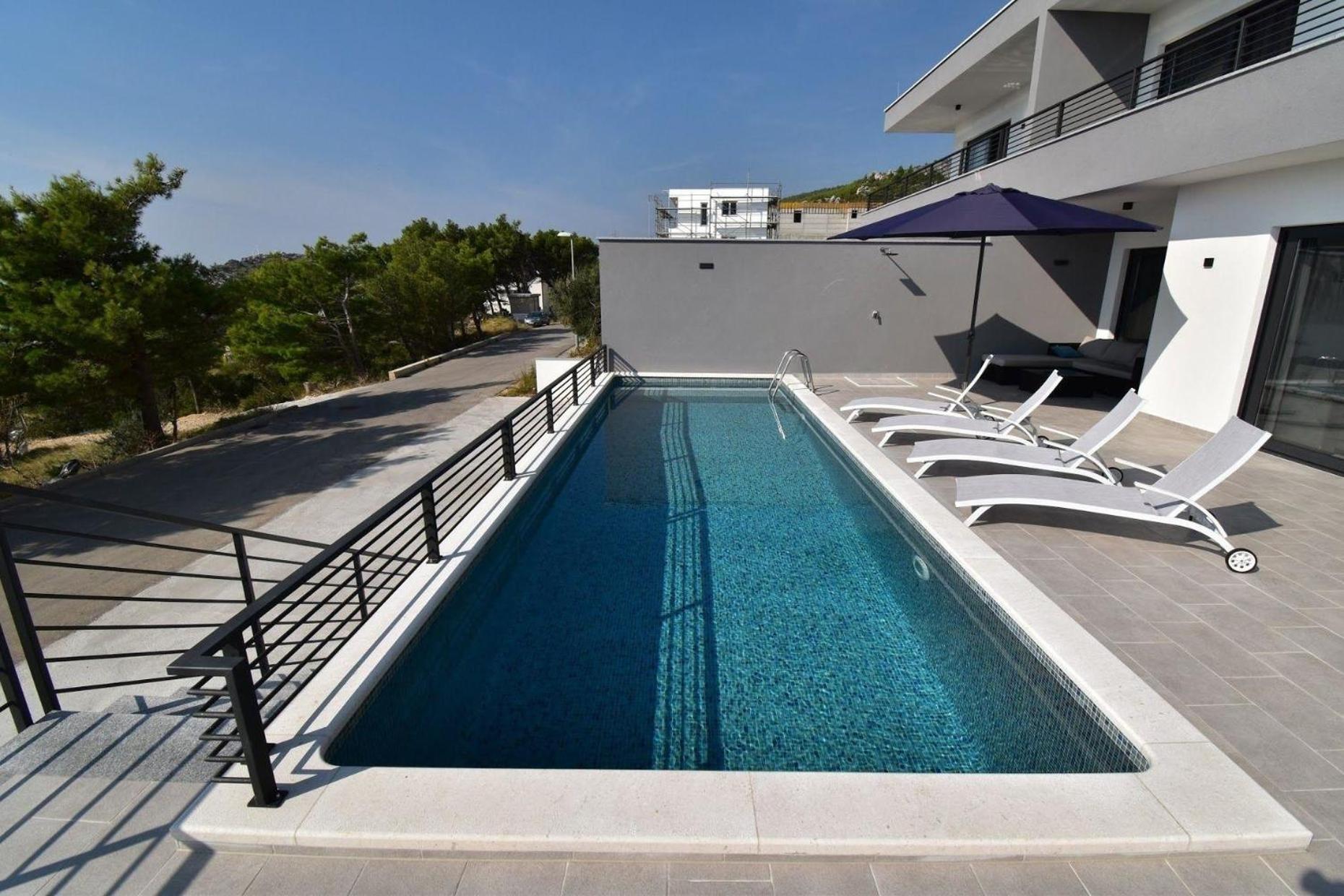 Ferienhaus mit Privatpool für 9 Personen ca 250 qm in Veliko Brdo, Dalmatien Biokovo-Gebirge view 3