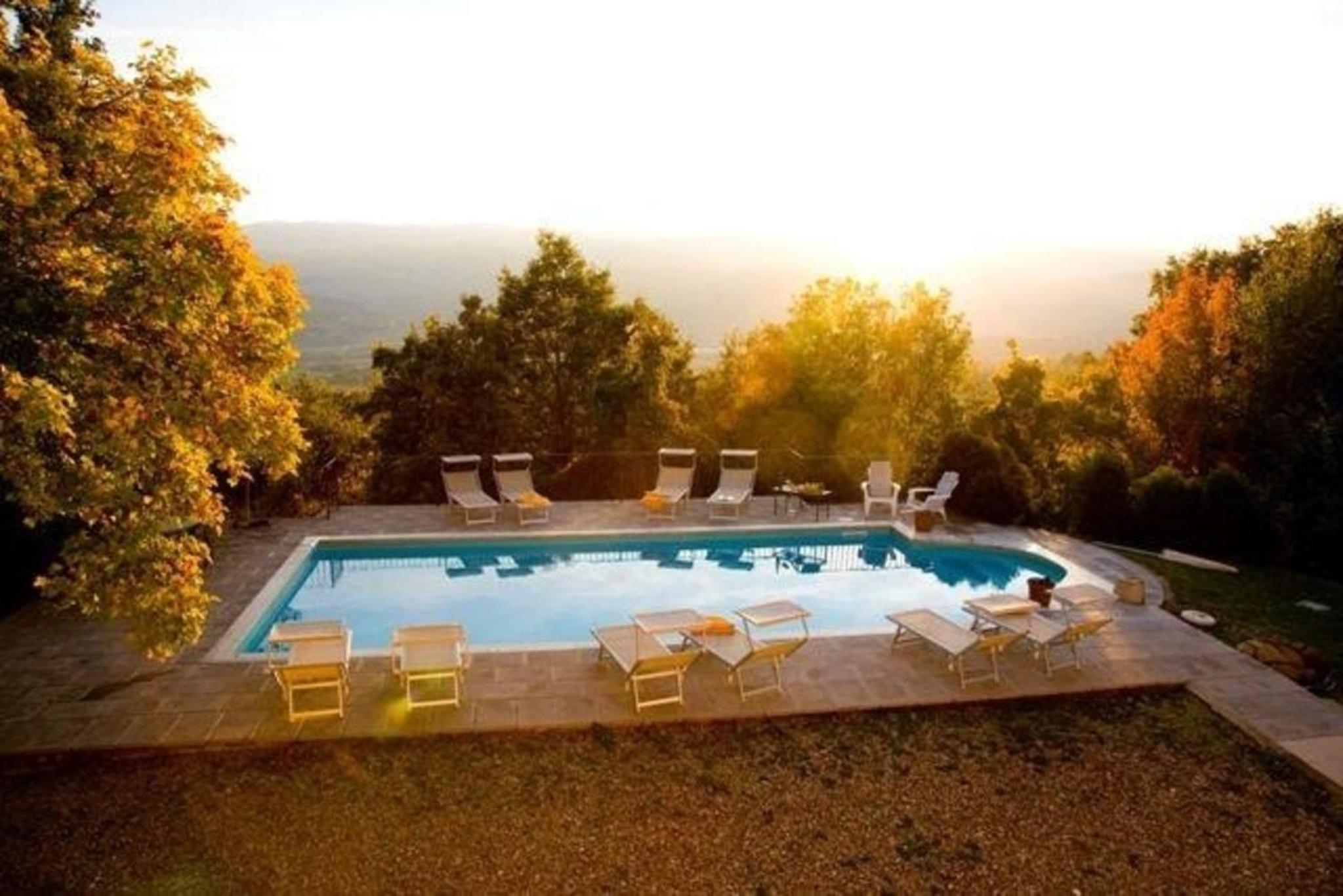 Villa Pruneto mit Pool in den Hügeln der Toskana - a80942 view 4