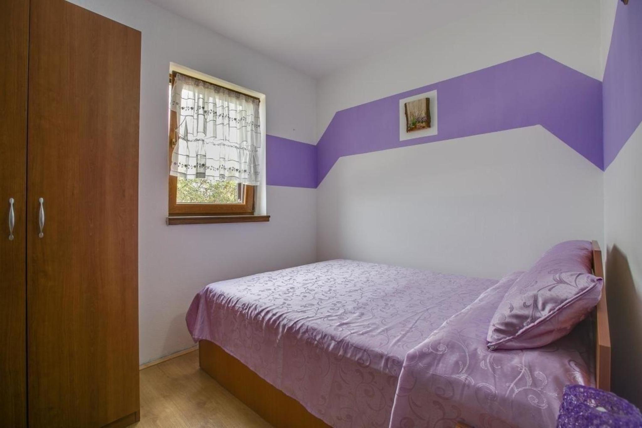 Appartement in Pula mit Terrasse, Garten und Grill