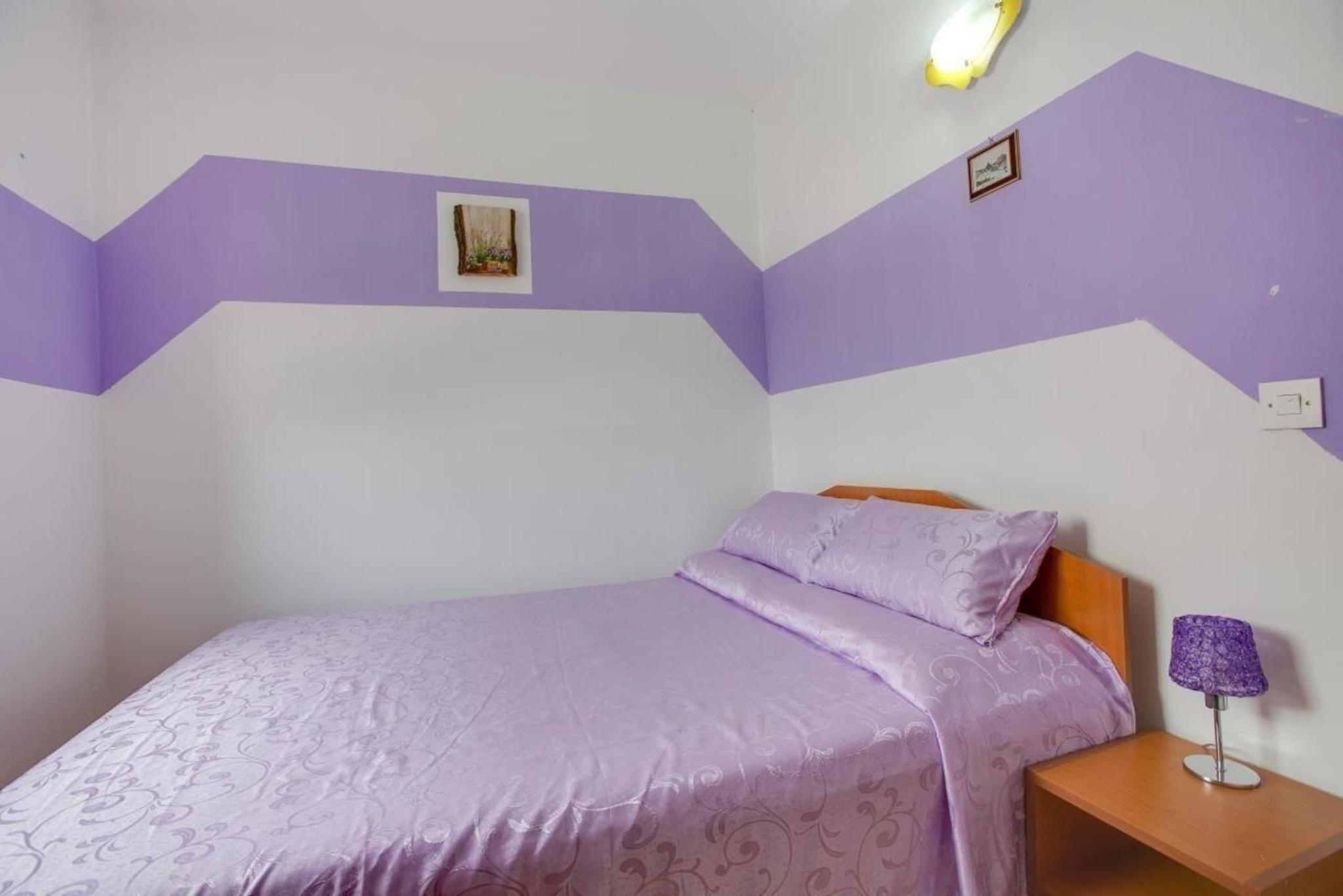 Appartement in Pula mit Terrasse, Garten und Grill