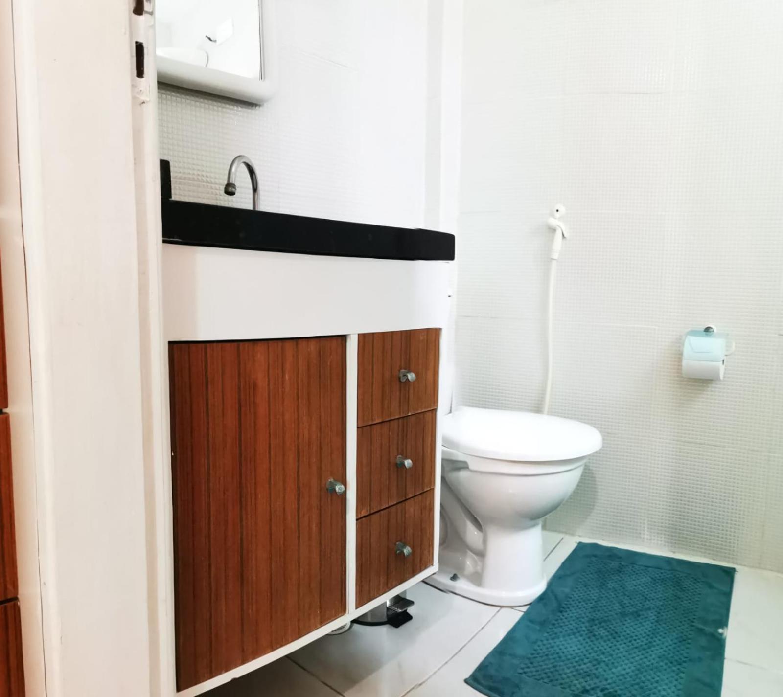 PÉ NA AREIA Aptº 112 - COND VILLAGE DOS CAVALEIROS