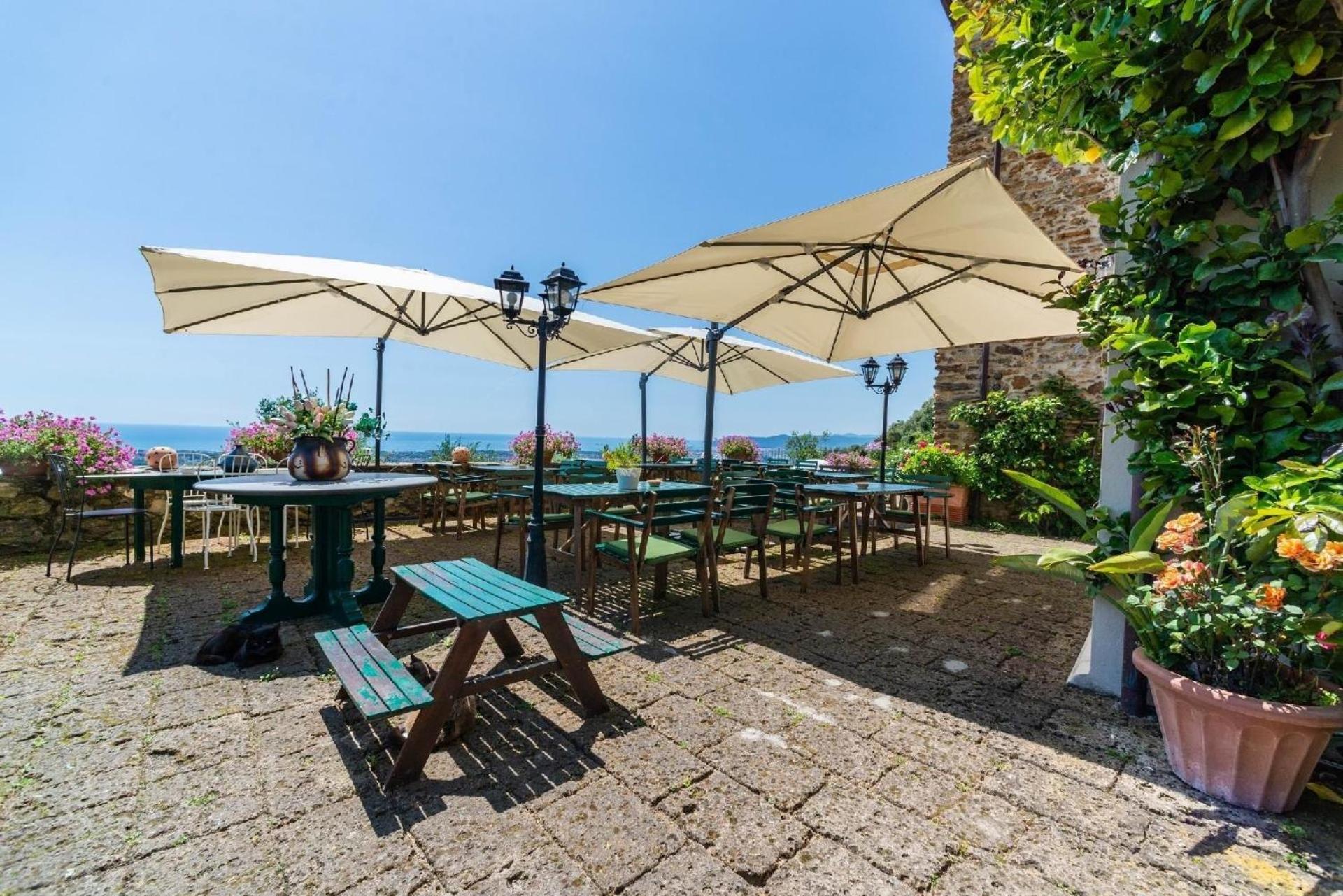 Komfortable Wohnung in Ca' Di Cecco mit Grill, Garten und Terrasse