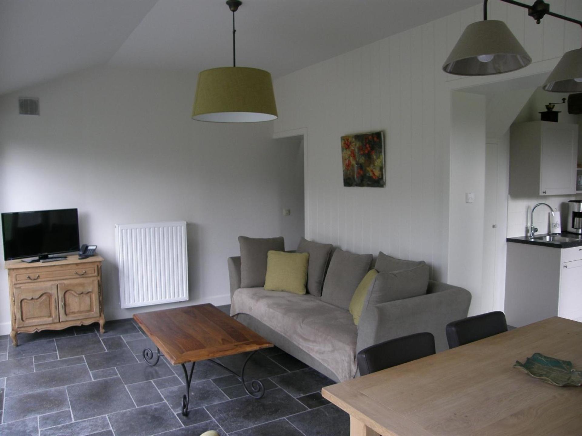 Ferienhaus in Jabbeke mit gemeinsamem Pool, Terrasse und Garten