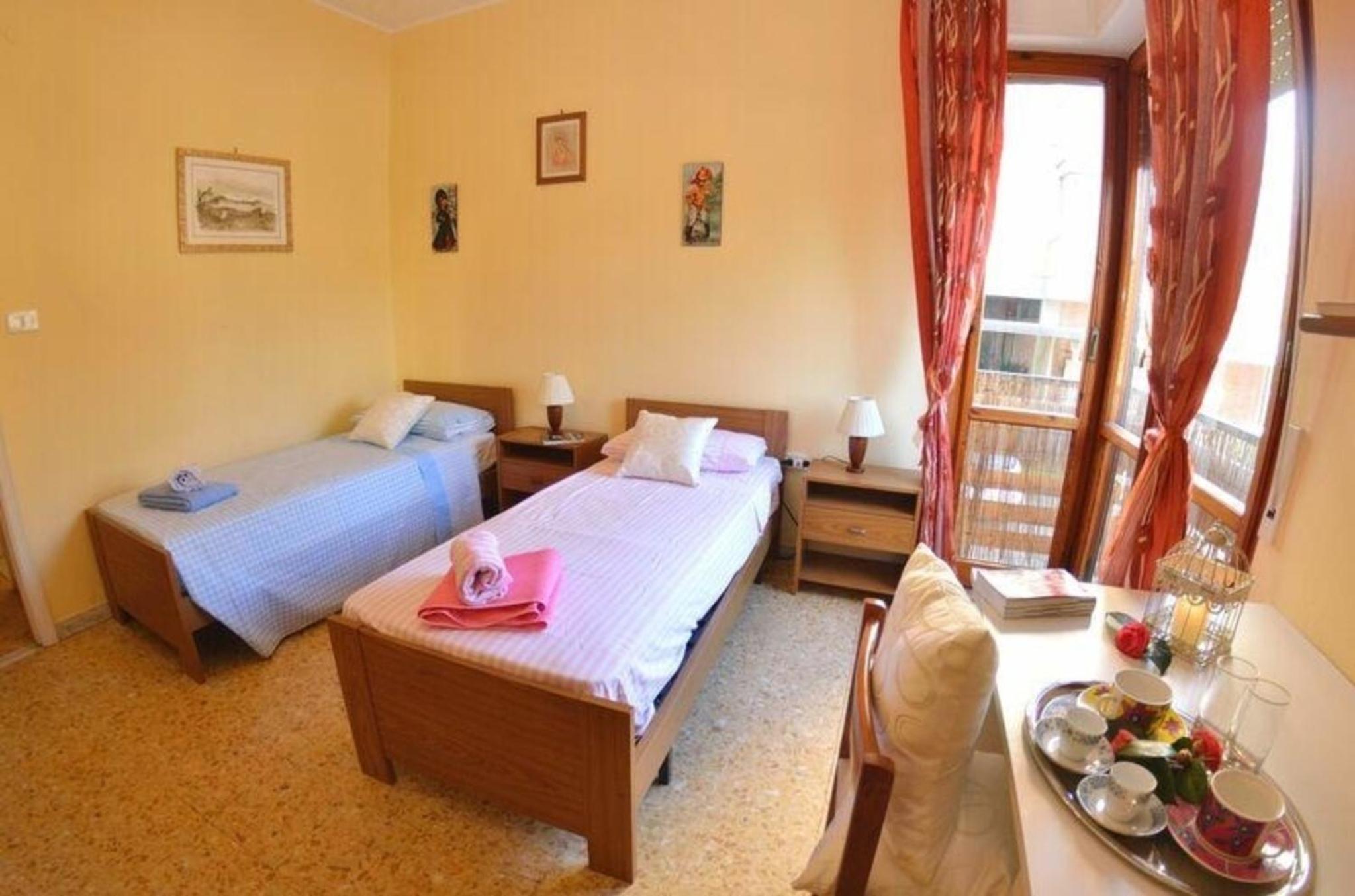 Viareggio Vacations - Ferienwohnung fur 6 Personen ca 95 qm in Viareggio, Toskana Provinz Lucca - Property Image 3