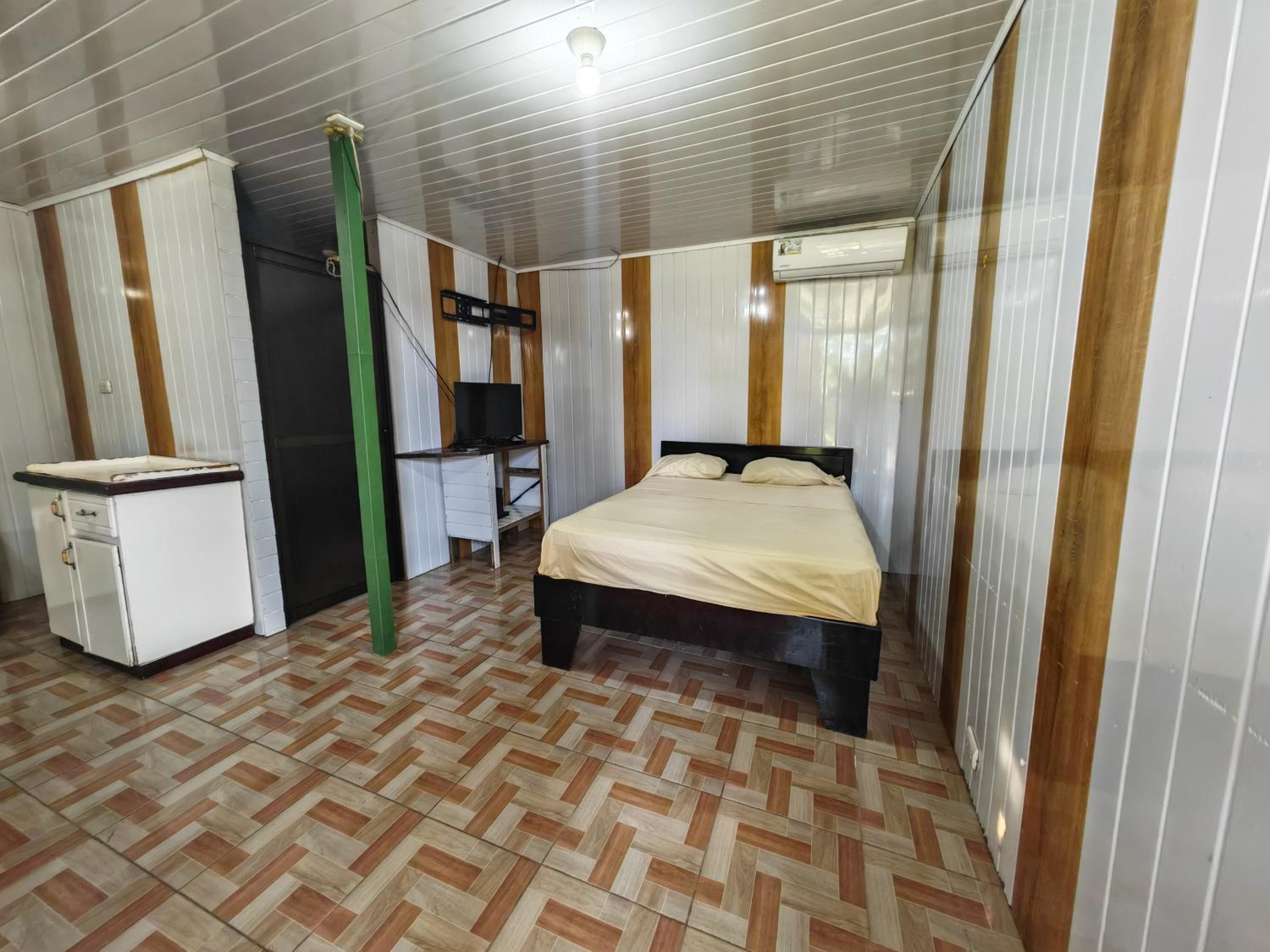Hostel y Cabinas YILMER