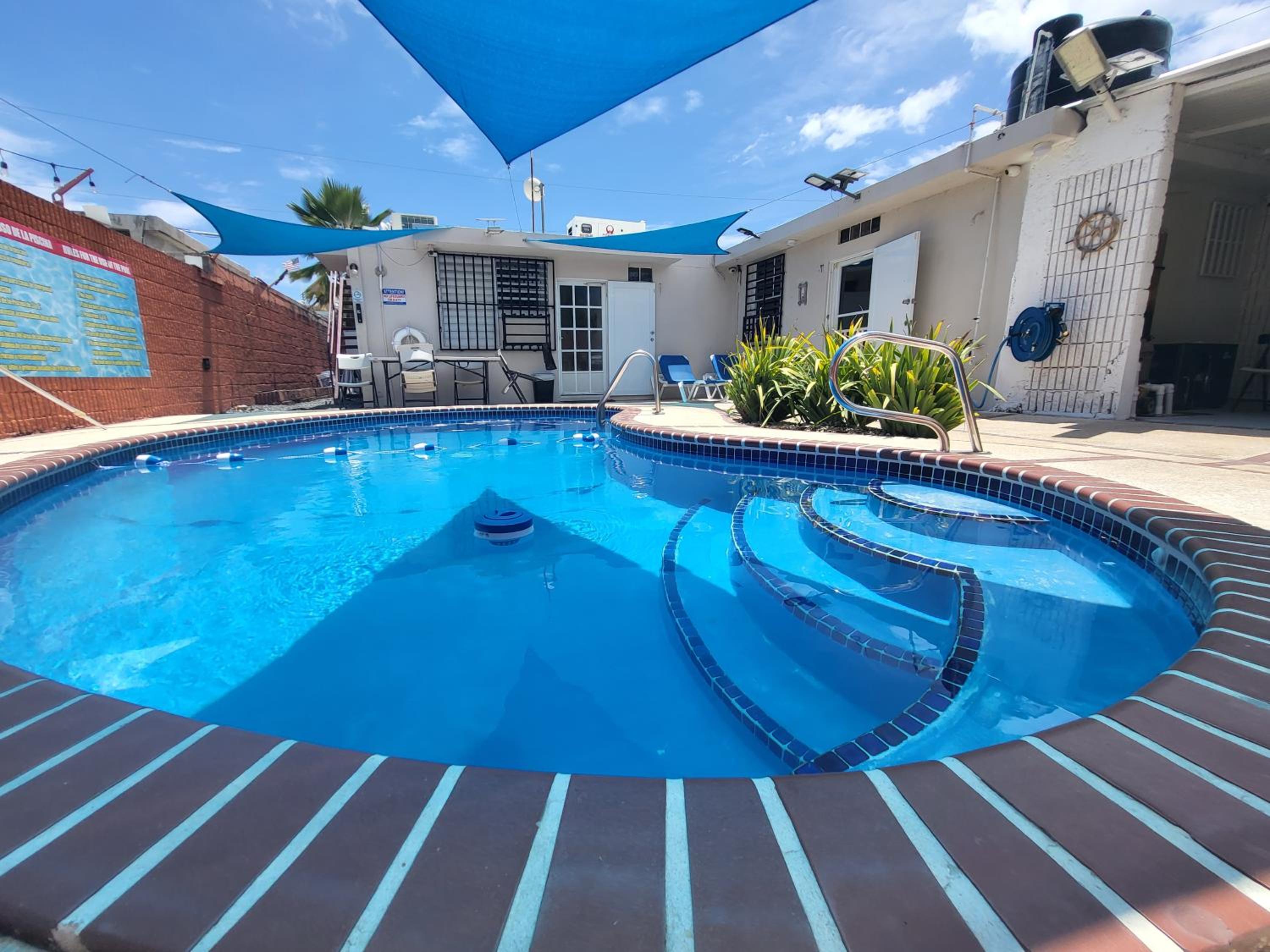 Cozy Corner w/private pool