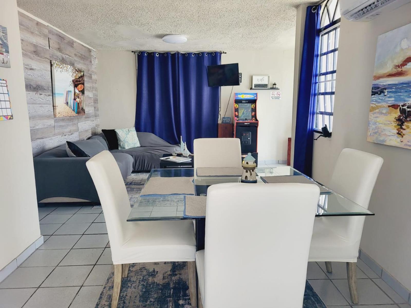Cozy Corner w/private pool