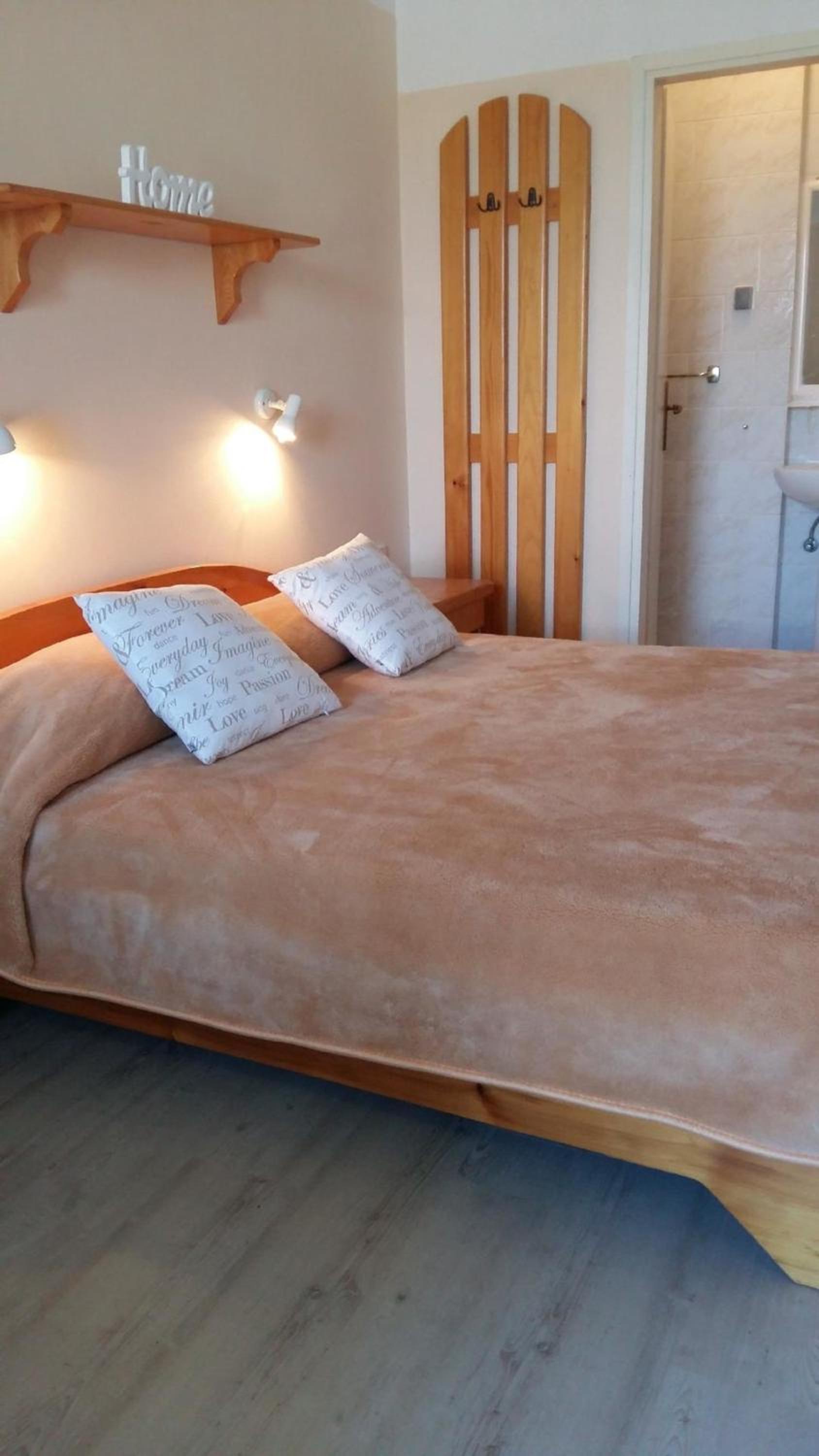 Gemütliches Studio mit privatem Balkon view 3