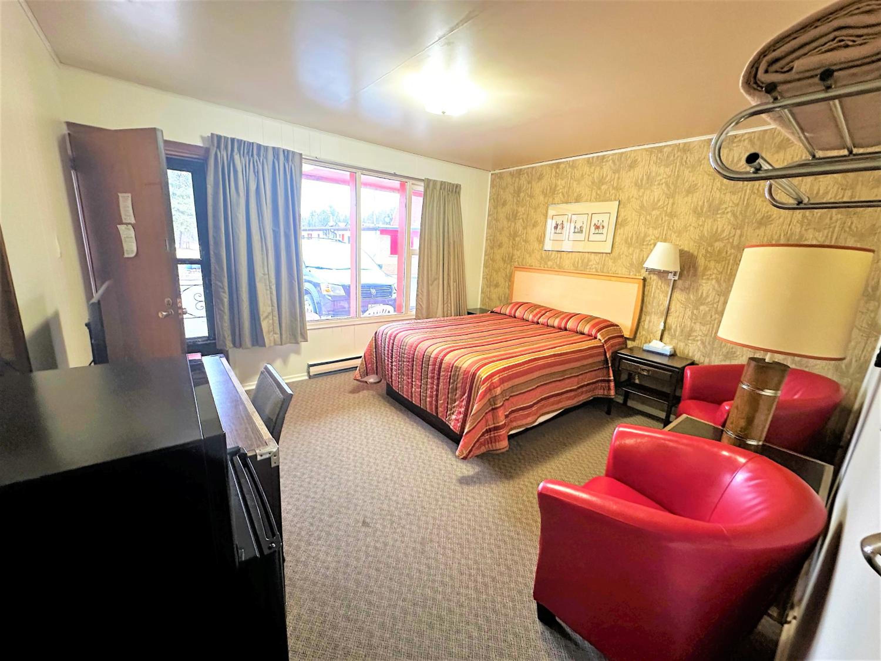 Red Top Motor Inn