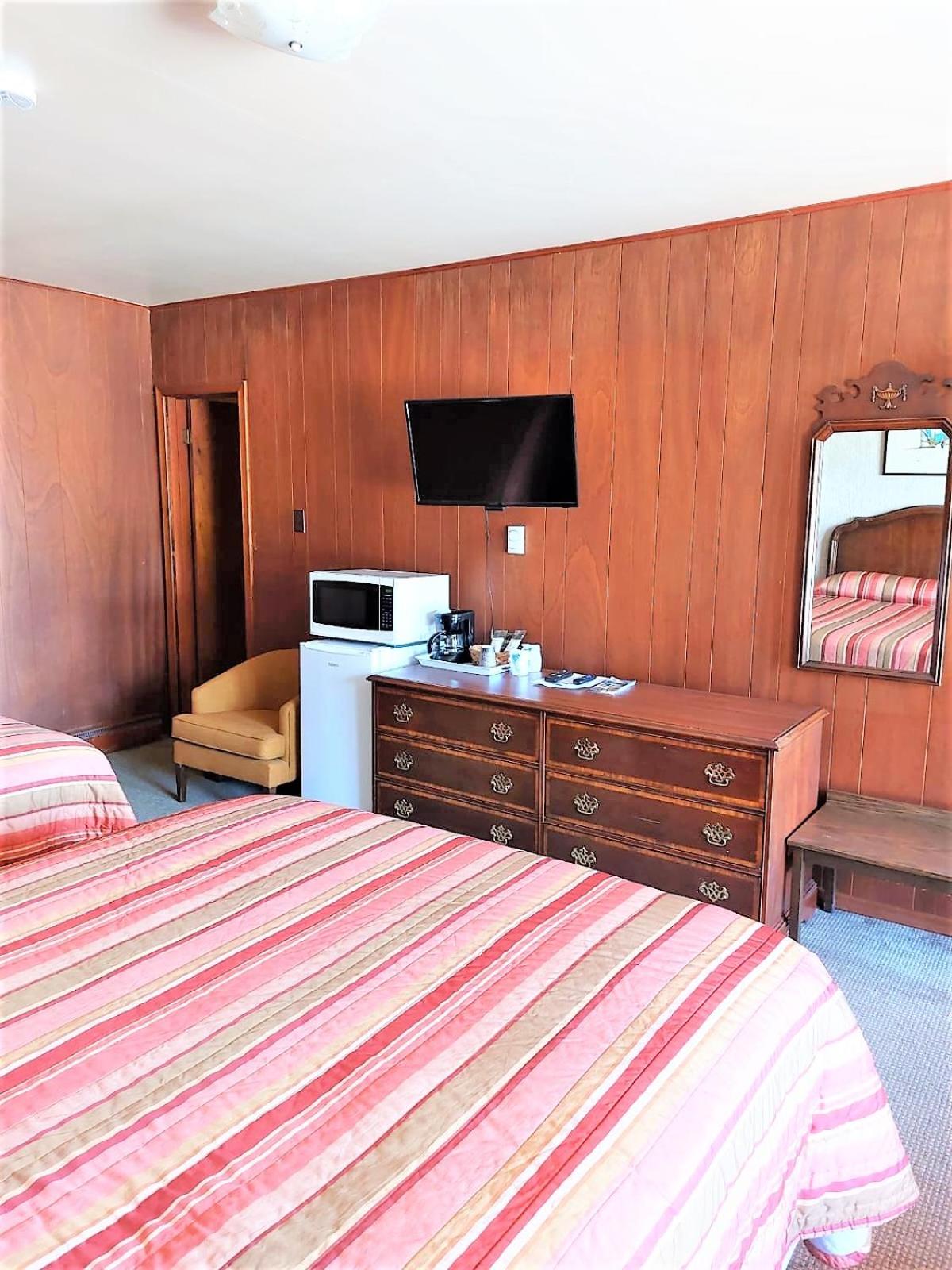 Red Top Motor Inn