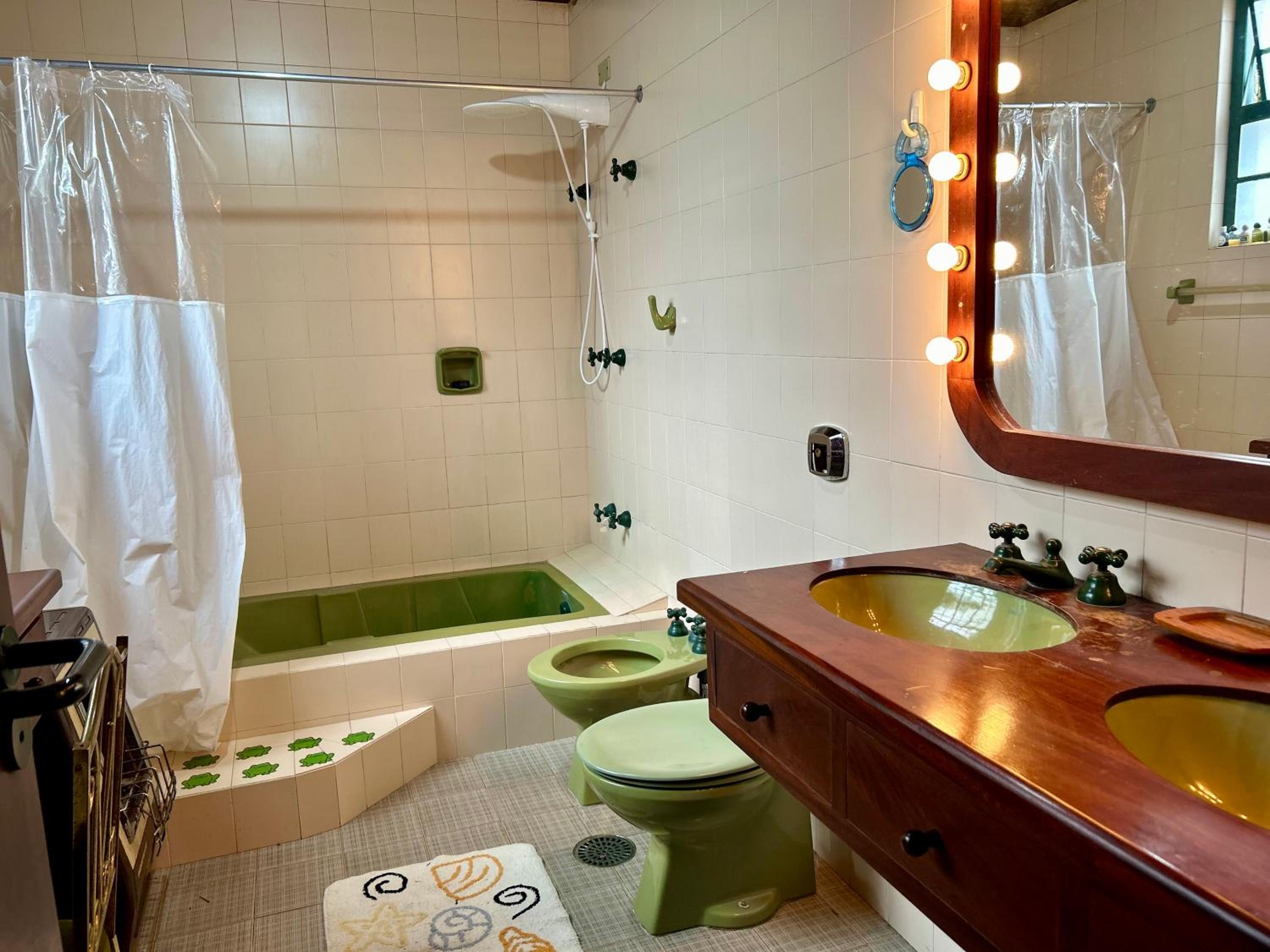 Casa Toscana com piscina a 10min do Capivari