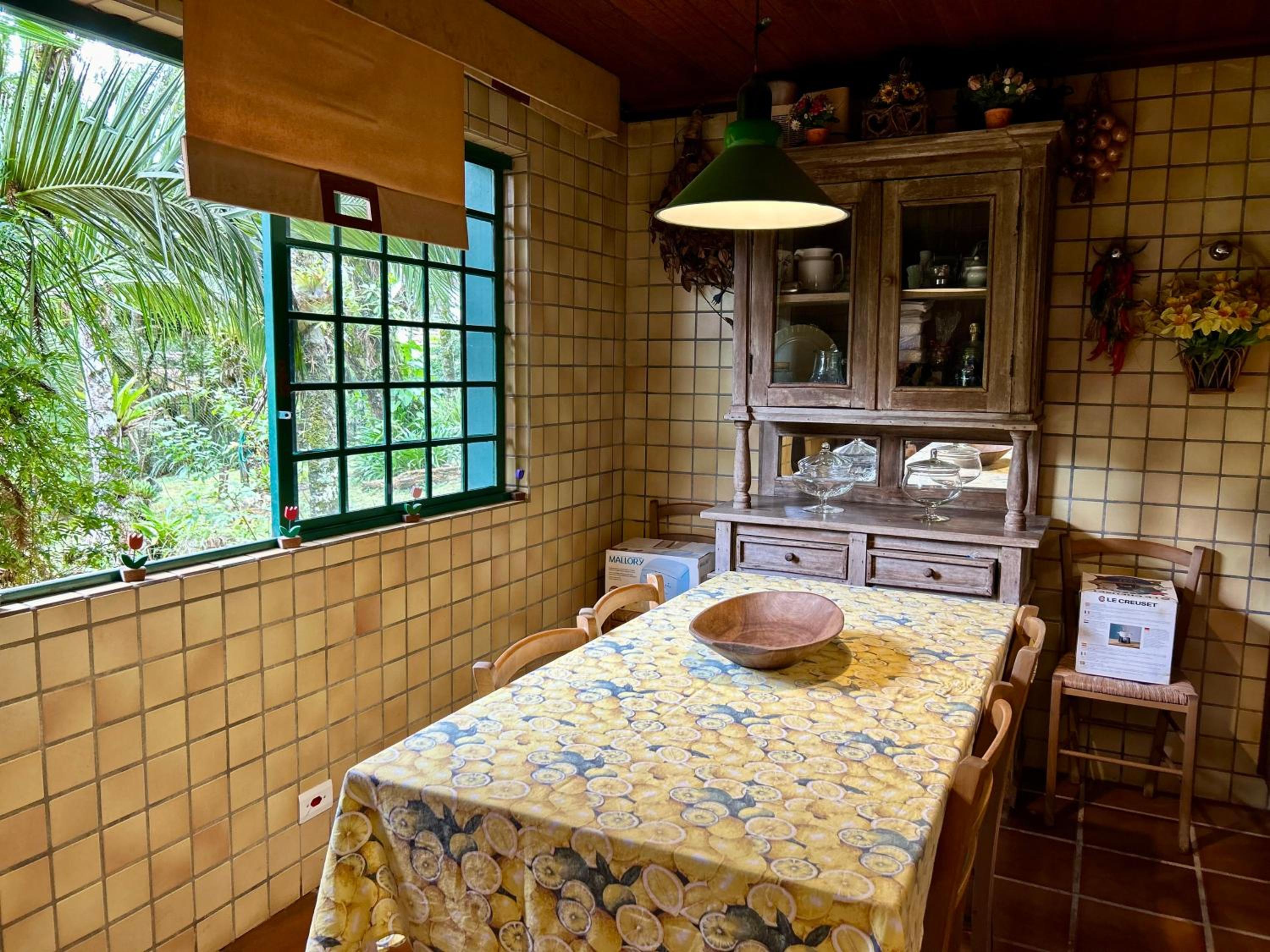 Casa Toscana com piscina a 10min do Capivari