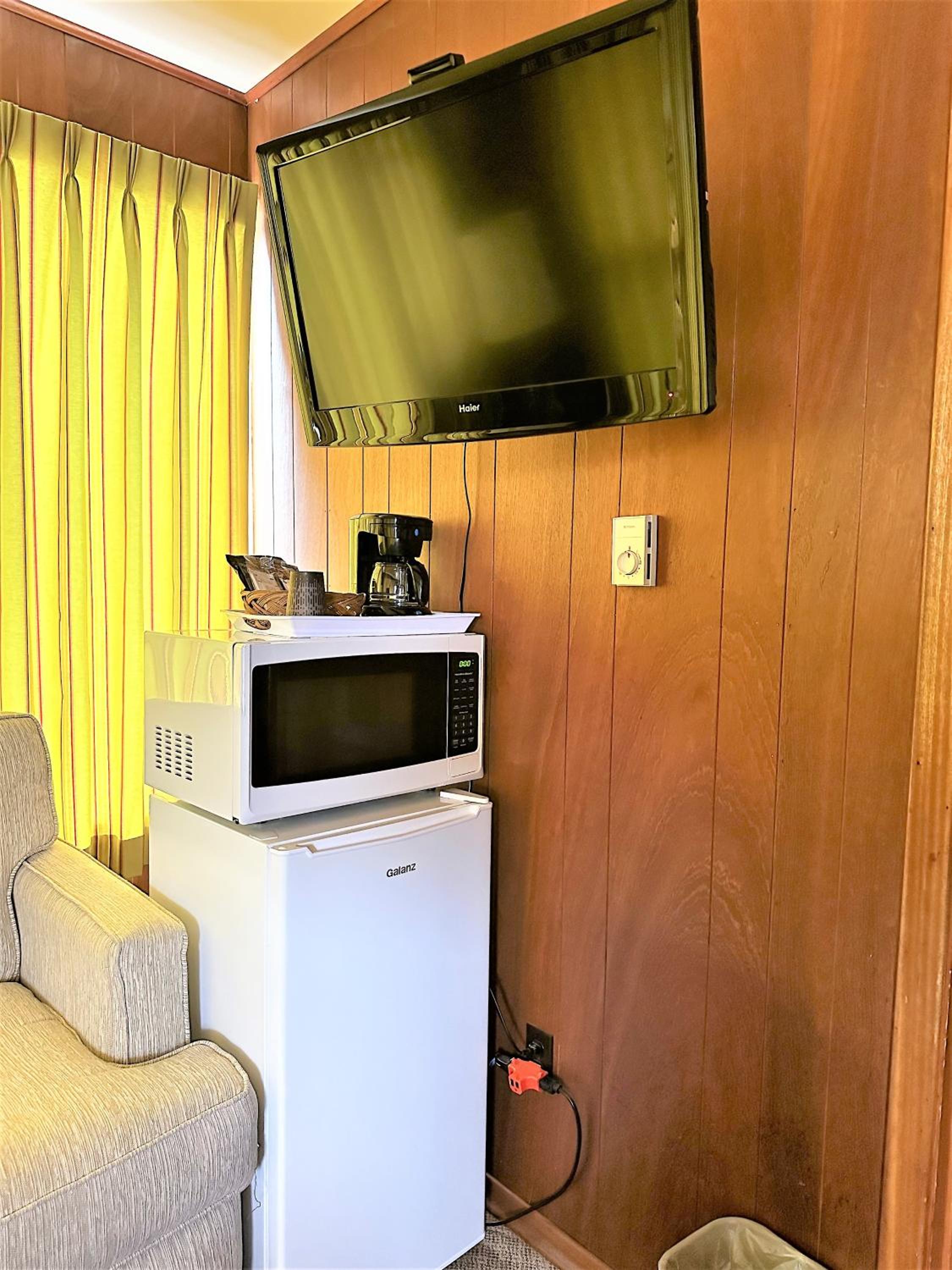 Red Top Motor Inn