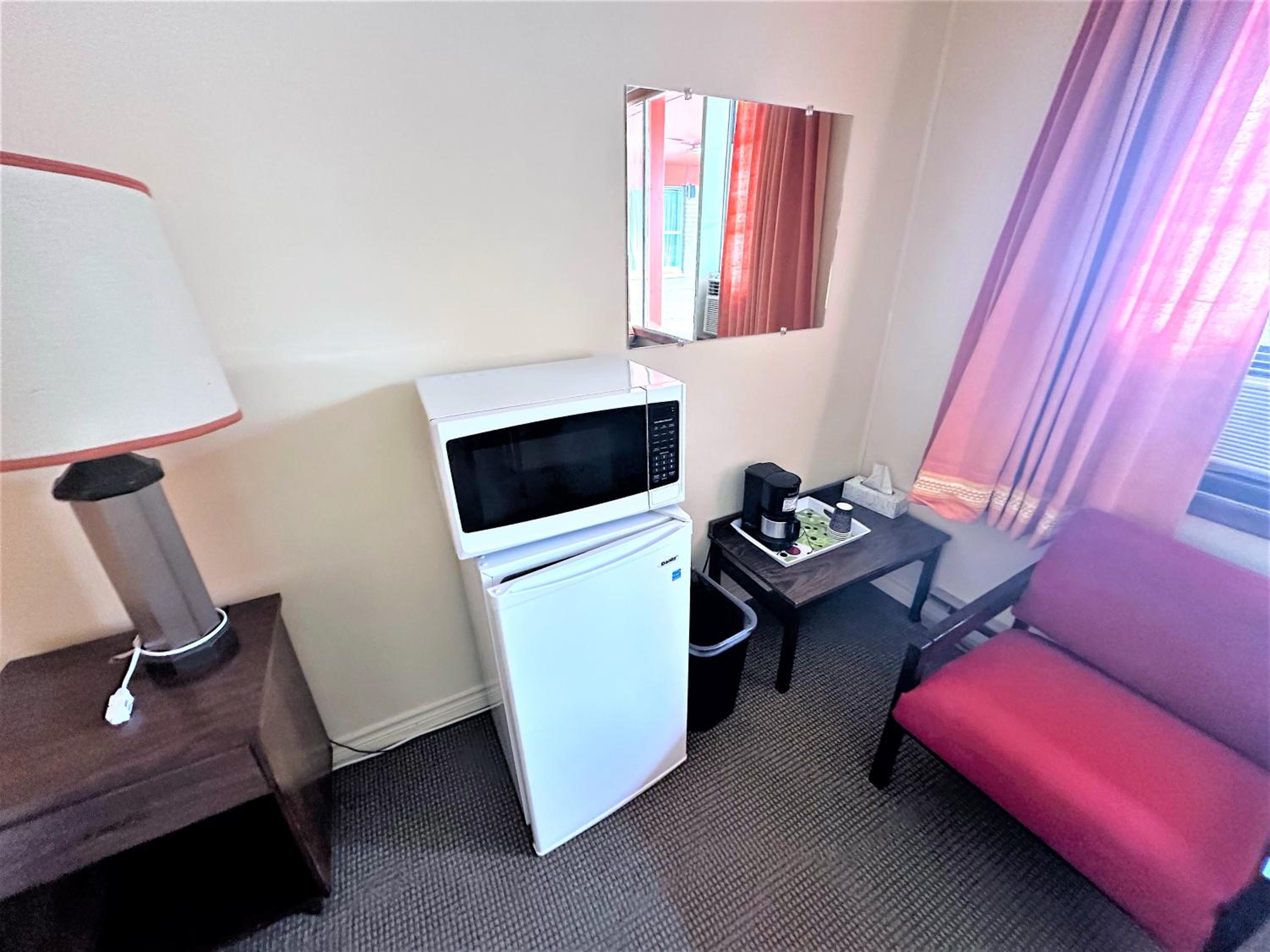 Red Top Motor Inn
