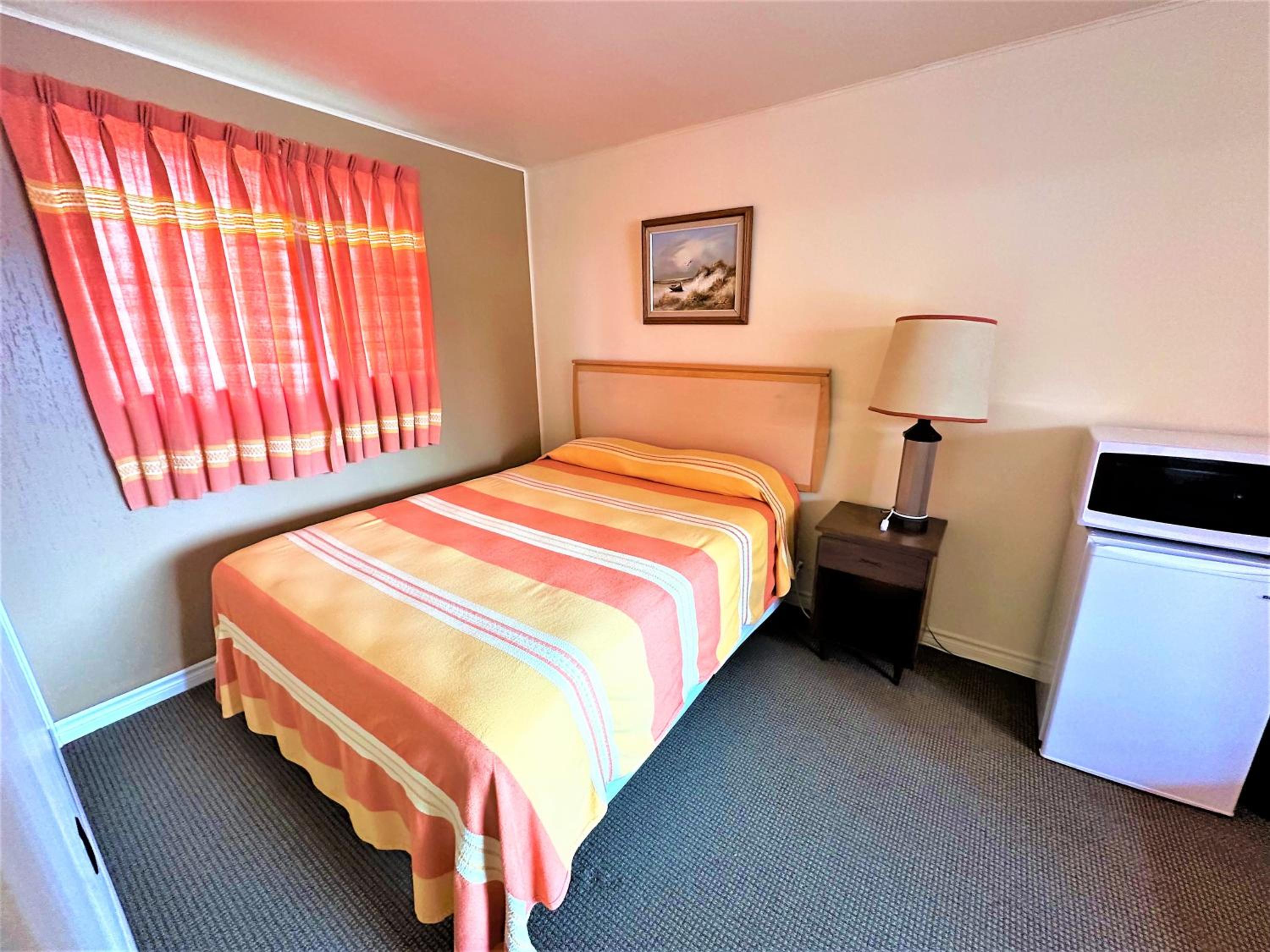 Red Top Motor Inn