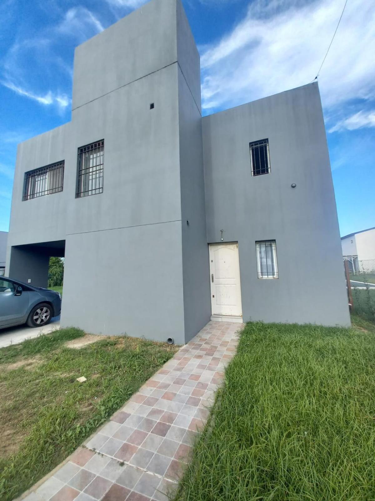 Hermosa Casa en Funes Town (Rosario, Santa Fe)