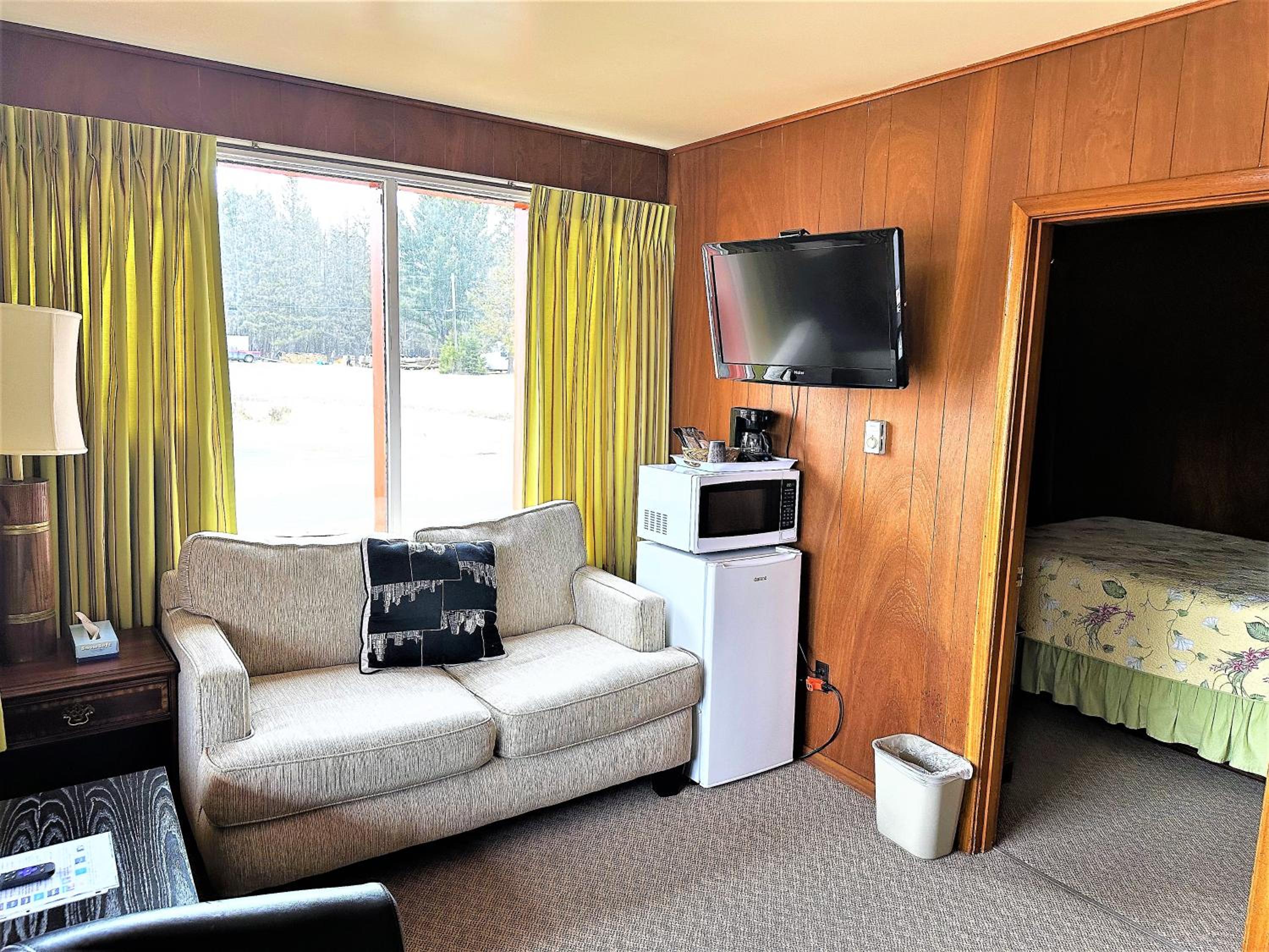 Red Top Motor Inn
